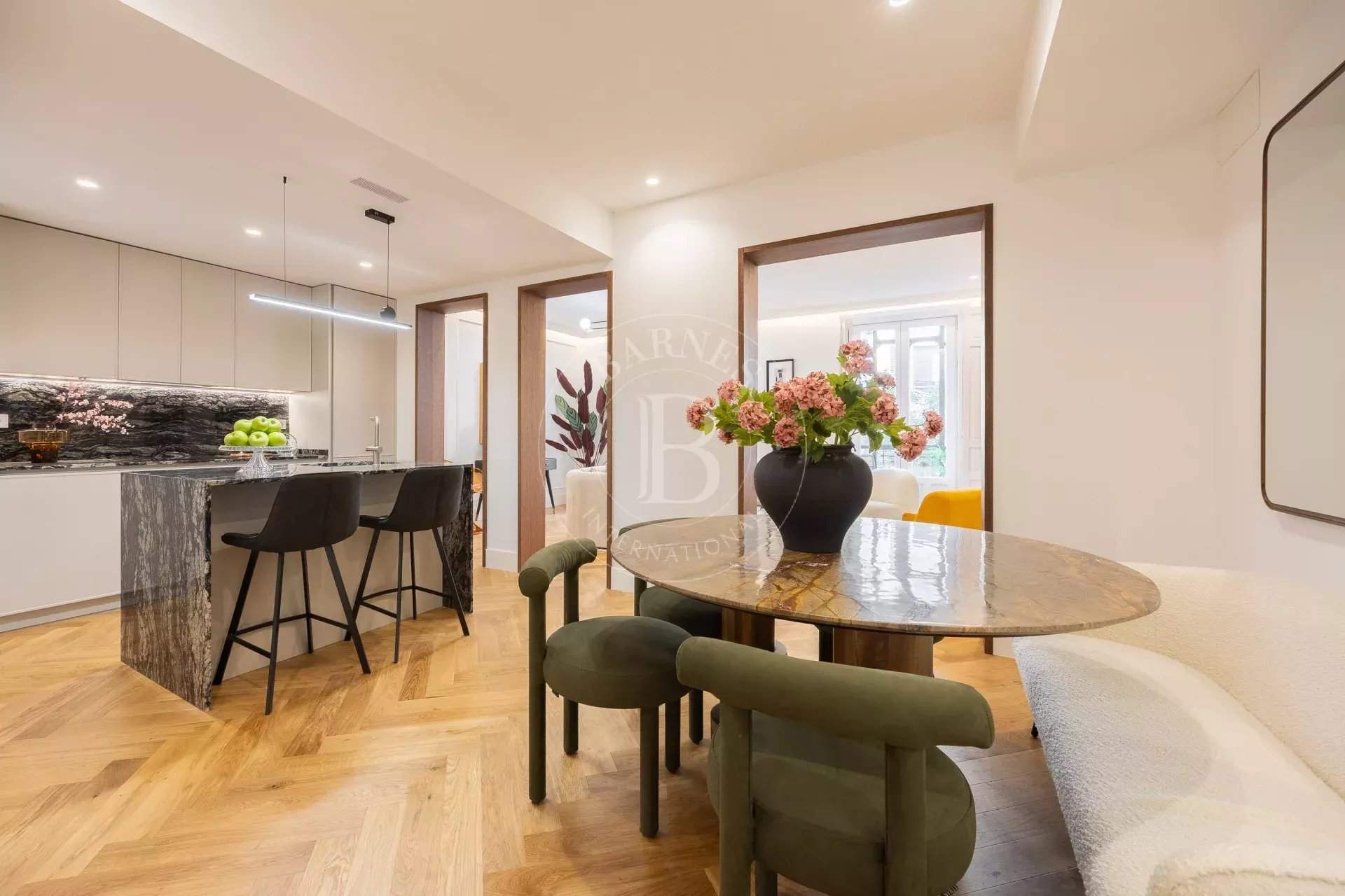 Madrid  - Appartement 5 Pi&egrave;ces 3 Chambres - picture 4