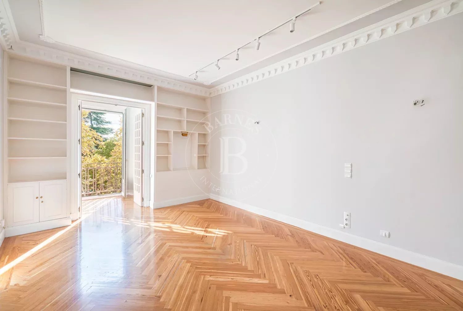 Madrid  - Appartement 5 Pièces 4 Chambres - picture 8