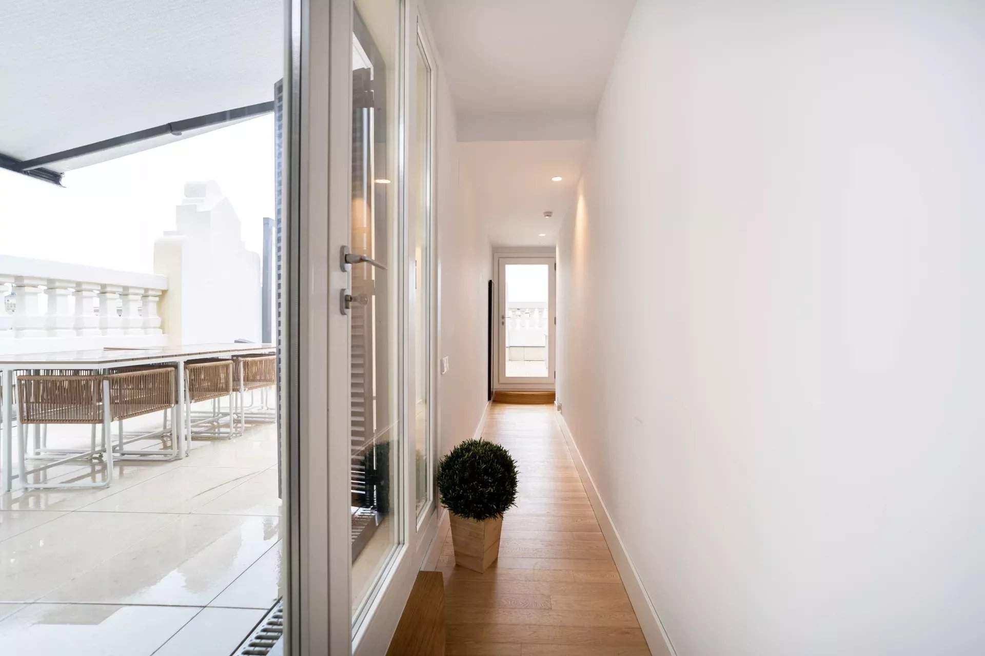 Madrid  - Penthouse 2 Bedrooms - picture 9