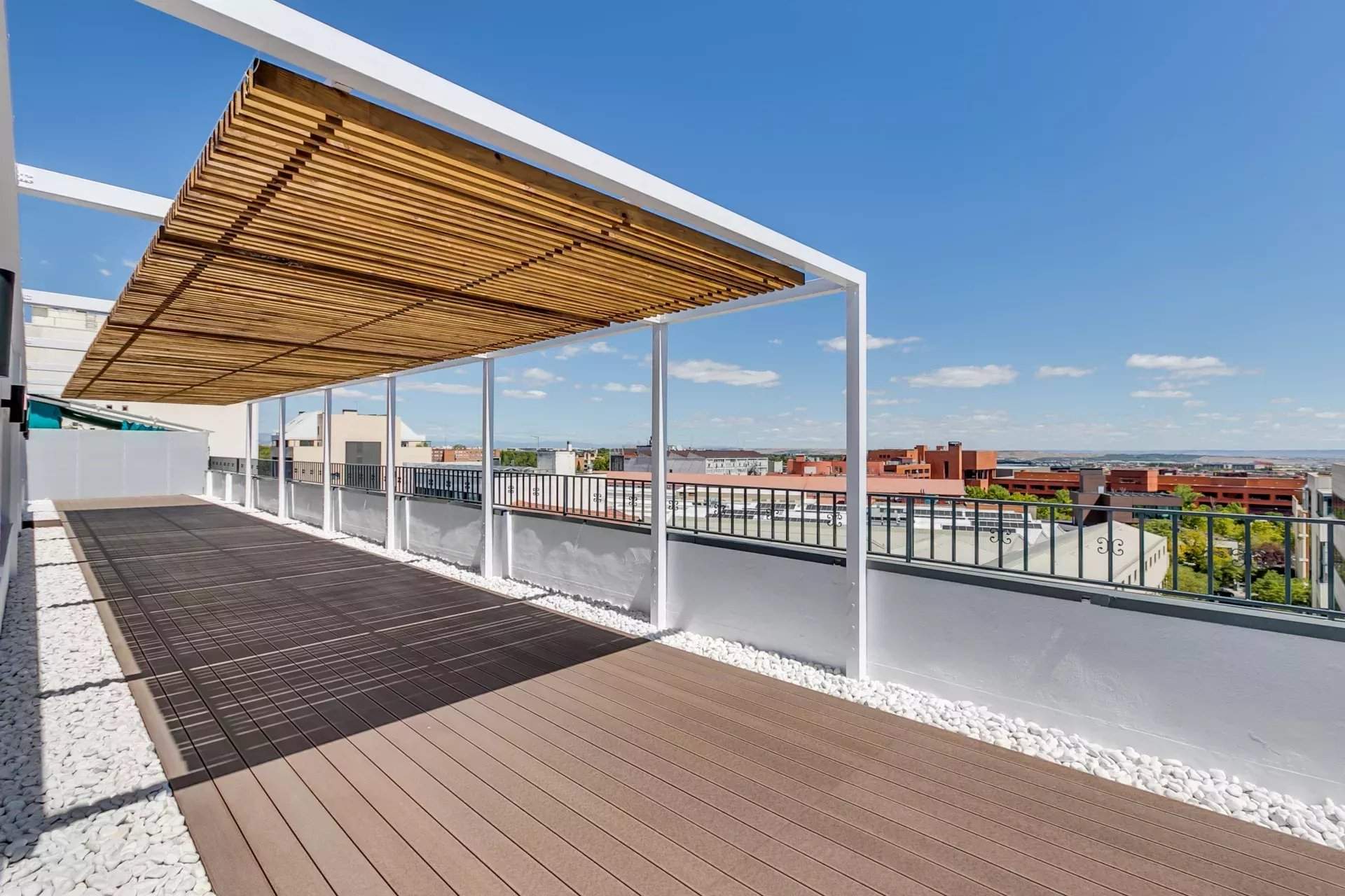 Madrid  - Ático 3 Cuartos 3 Habitaciones - picture 1