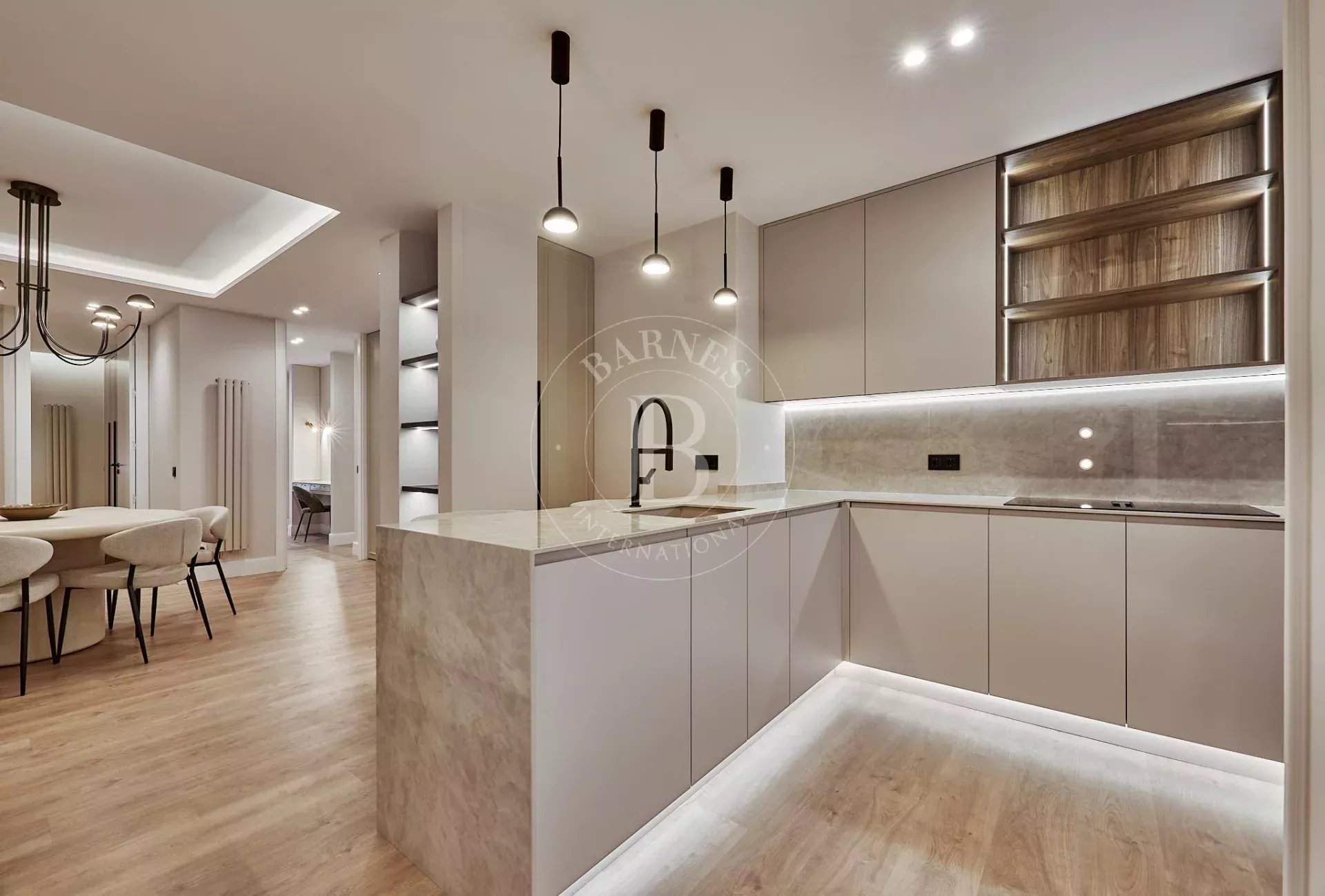 Madrid  - Apartment 3 Bedrooms - picture 1