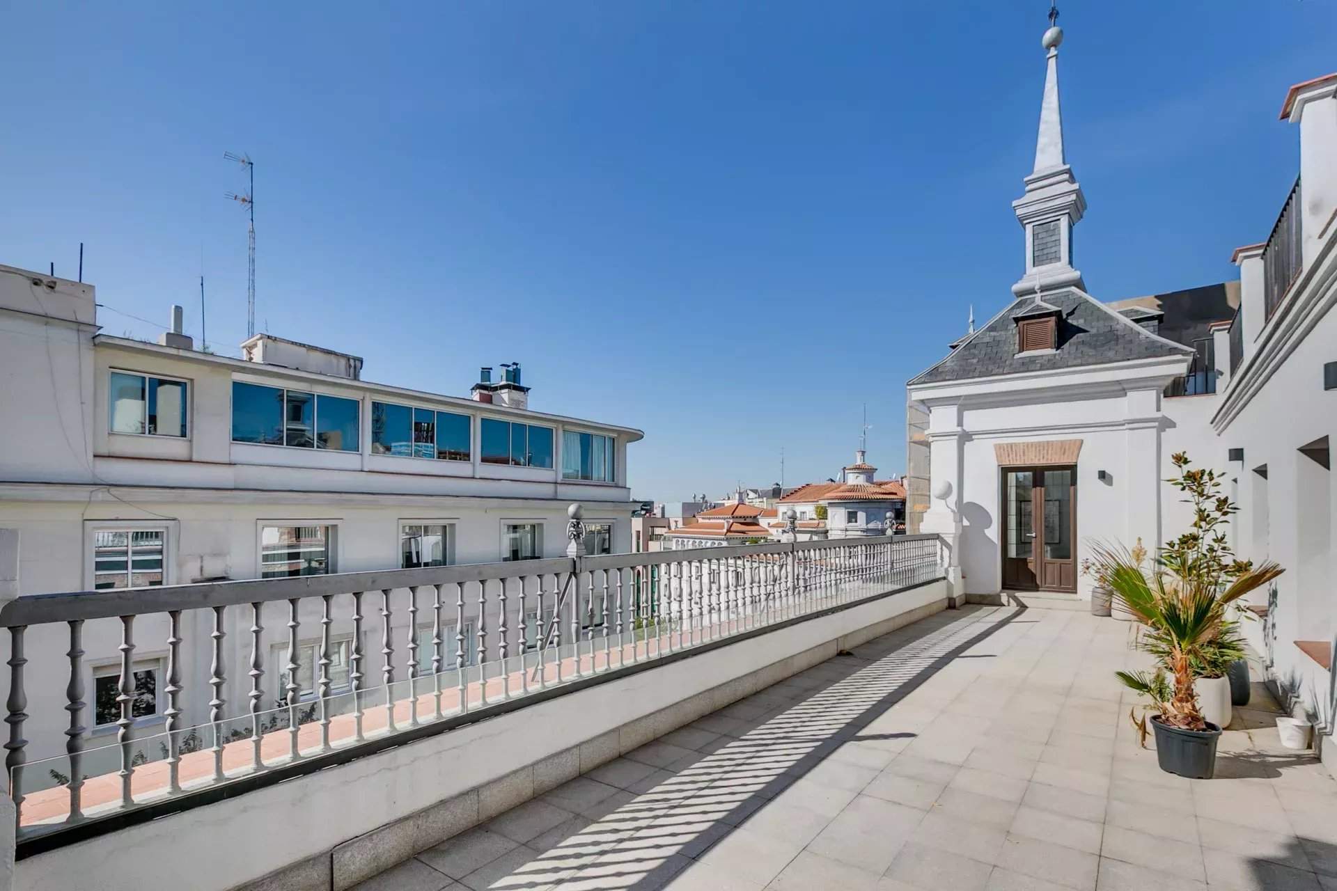 Madrid  - Ático 4 Cuartos 4 Habitaciones - picture 3