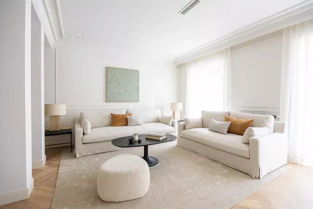 Madrid  - Duplex 4 Bedrooms - picture 4