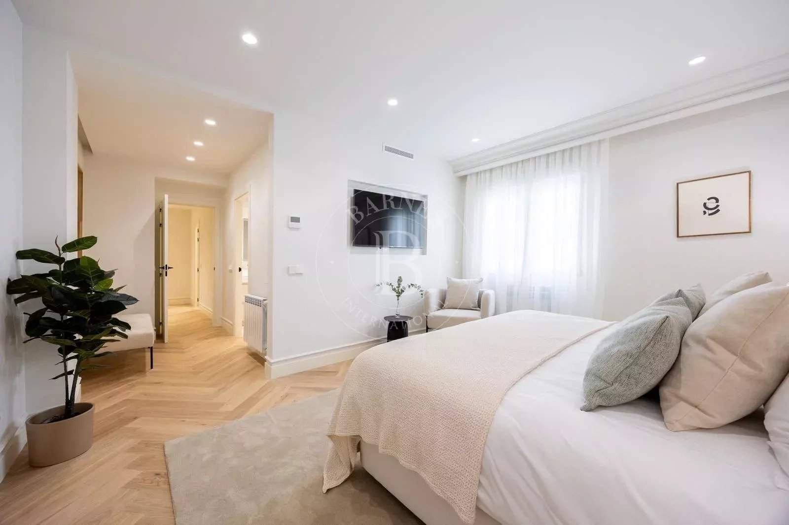 Madrid  - Apartment 3 Bedrooms - picture 19