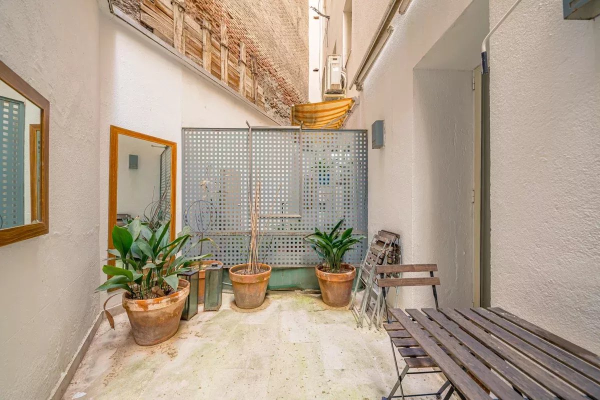 Madrid  - Piso 4 Cuartos, 1 Habitacion - picture 8