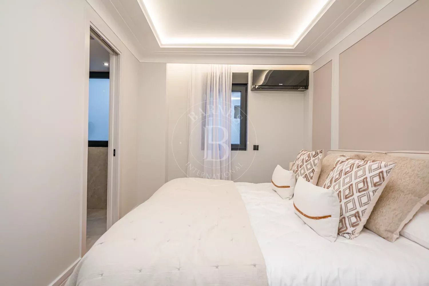 Madrid  - Apartment 2 Bedrooms - picture 7