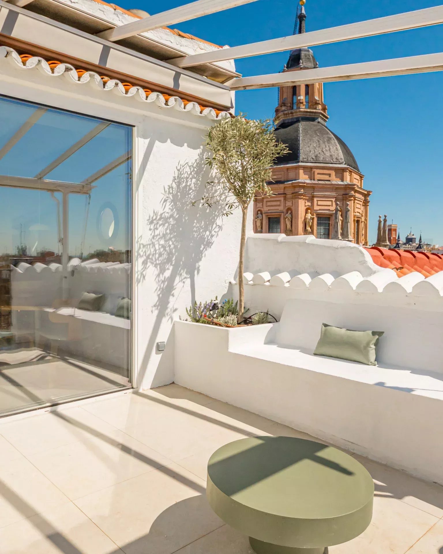 Madrid  - Apartment 4 Bedrooms - picture 12