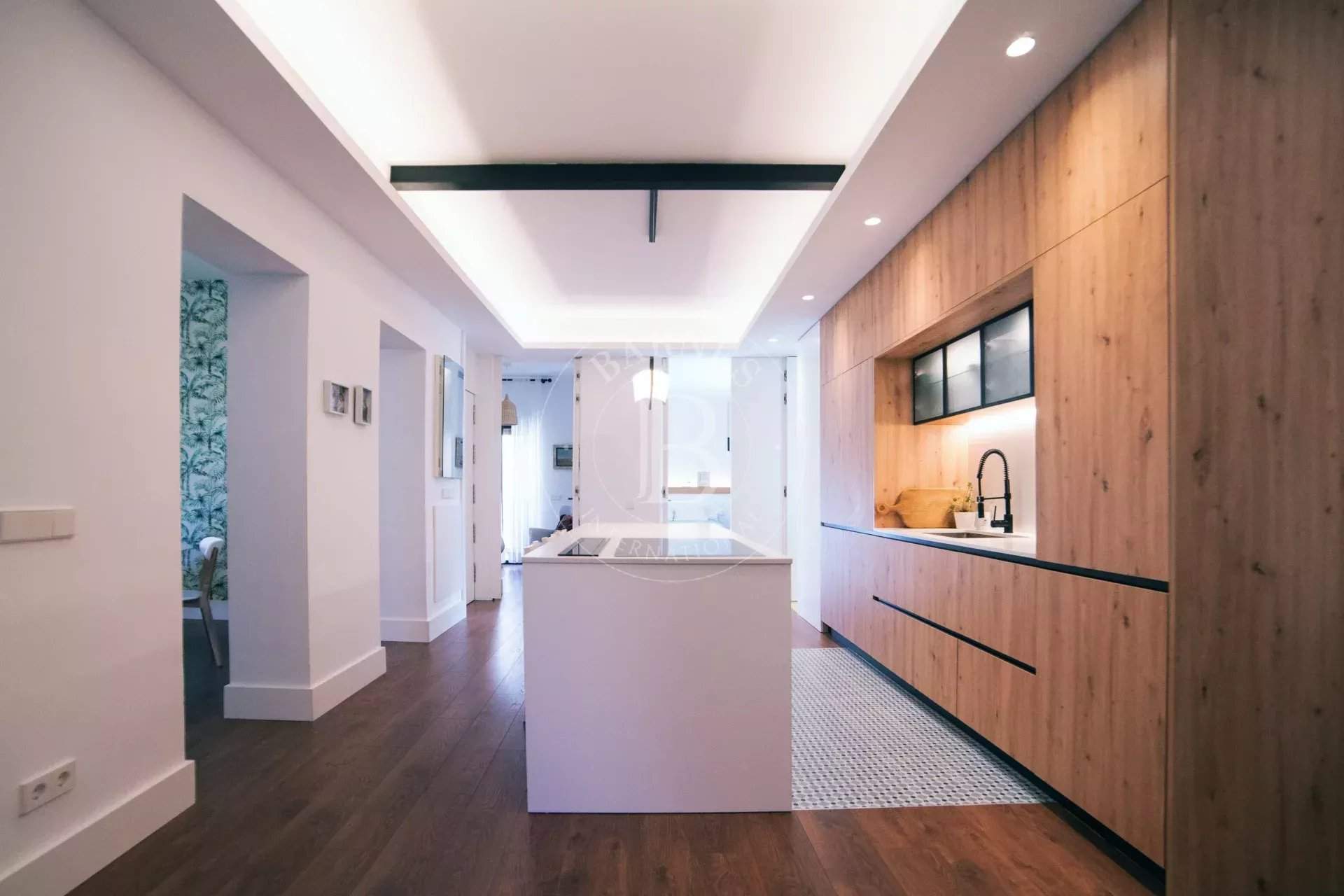 Madrid  - Apartment 4 Bedrooms - picture 1