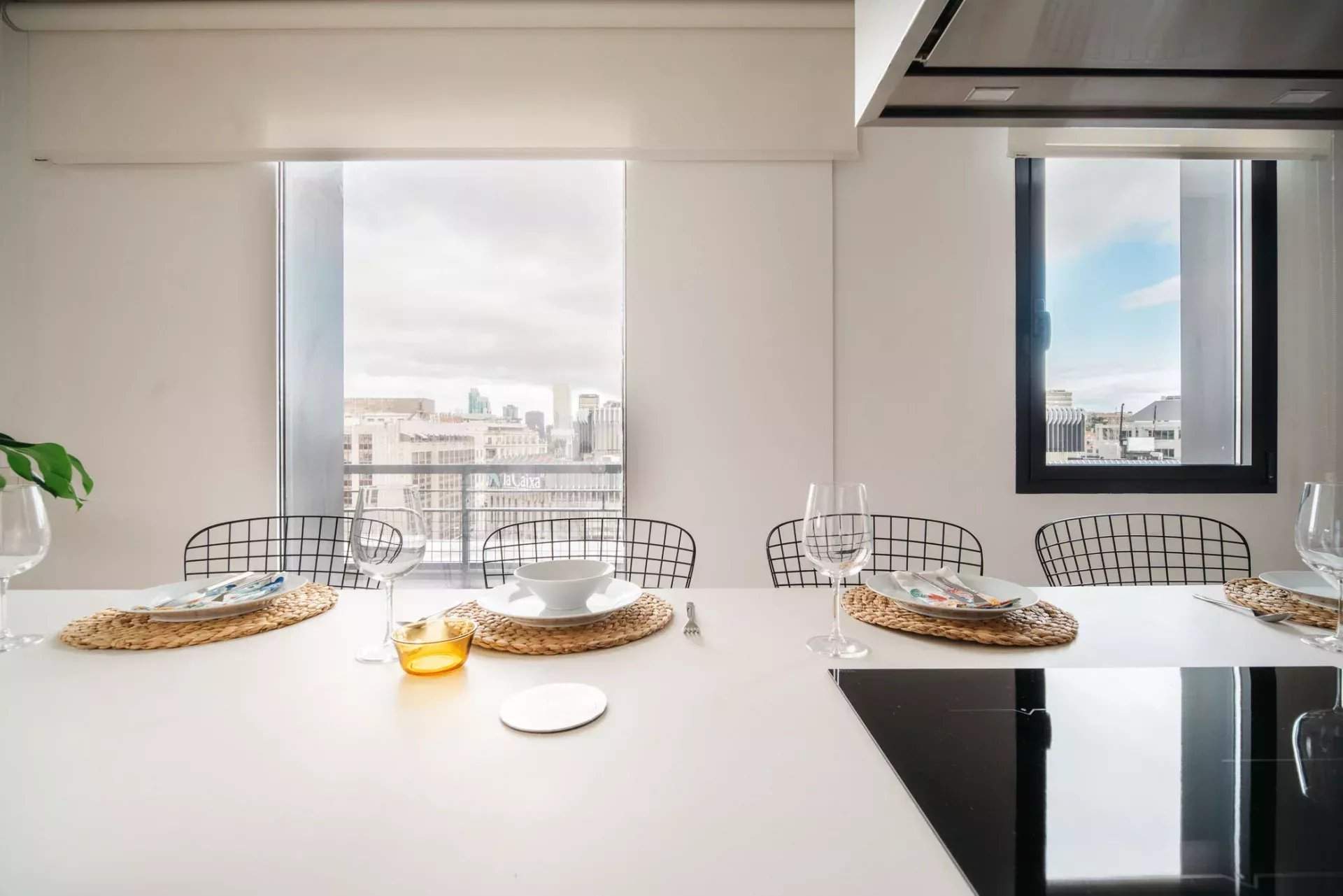 Madrid  - Piso 1 Cuarto, 1 Habitacion - picture 2