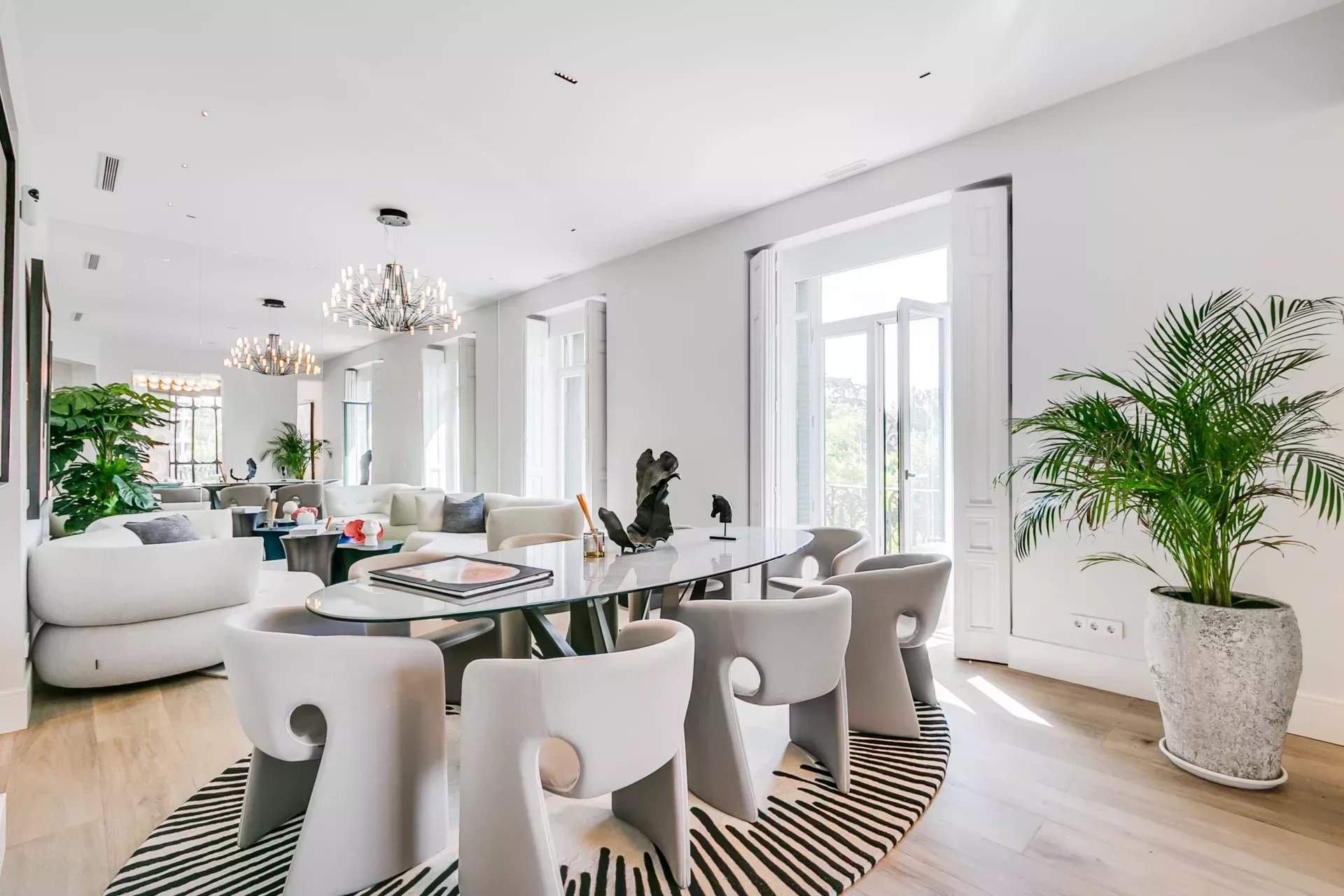 Madrid  - Apartment 4 Bedrooms - picture 1