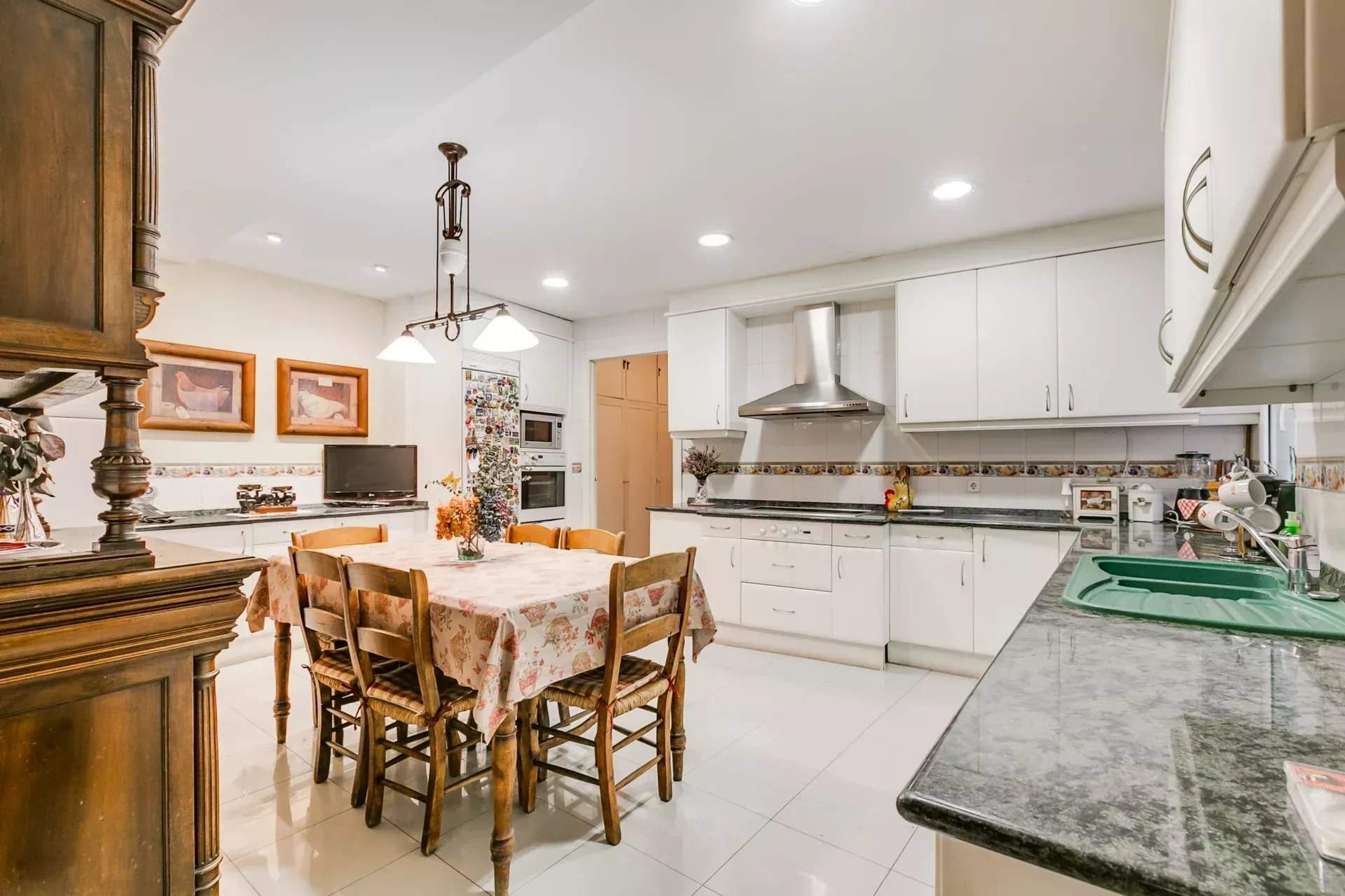 Madrid  - Apartment 5 Bedrooms - picture 20