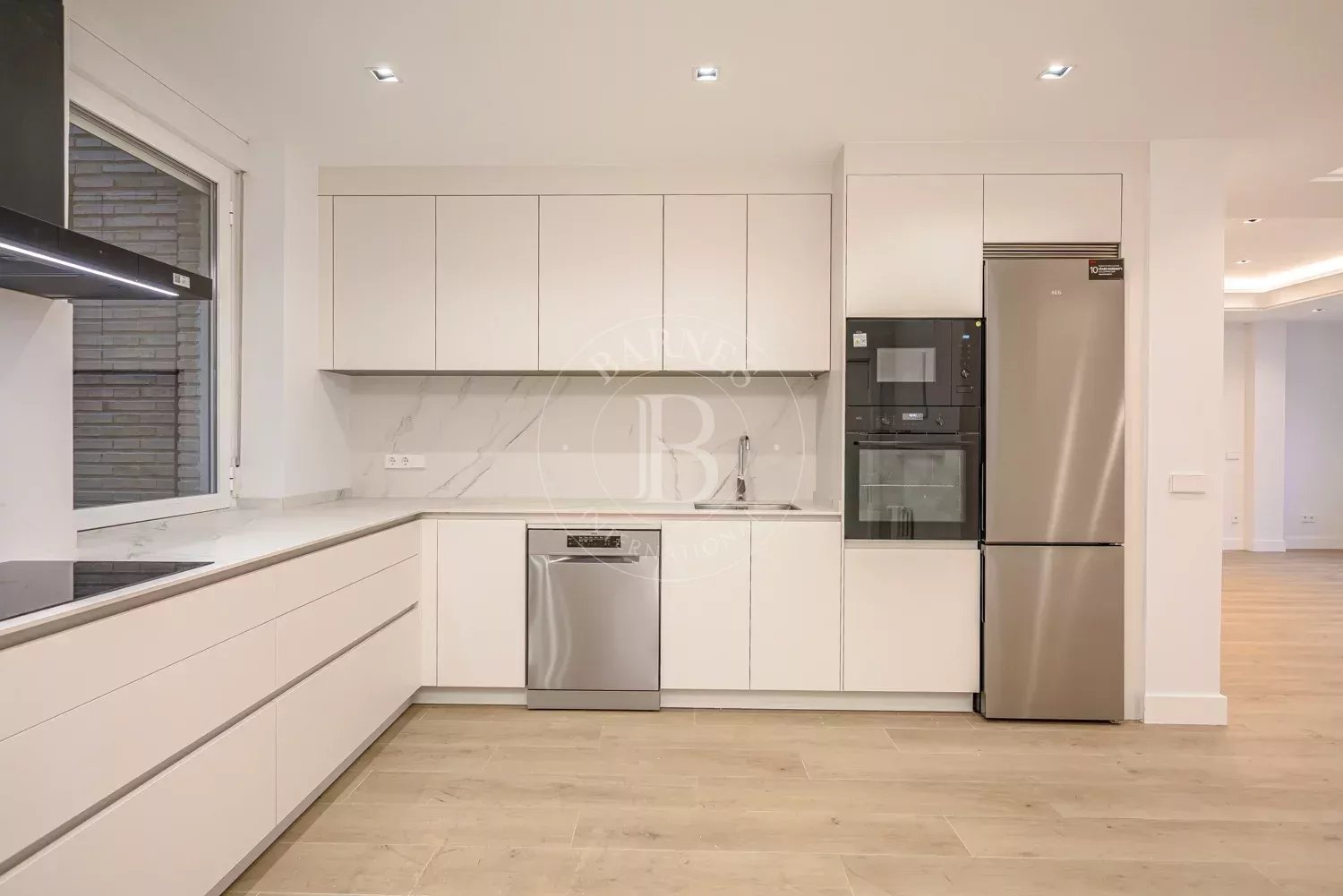 Madrid  - Apartment 3 Bedrooms - picture 12