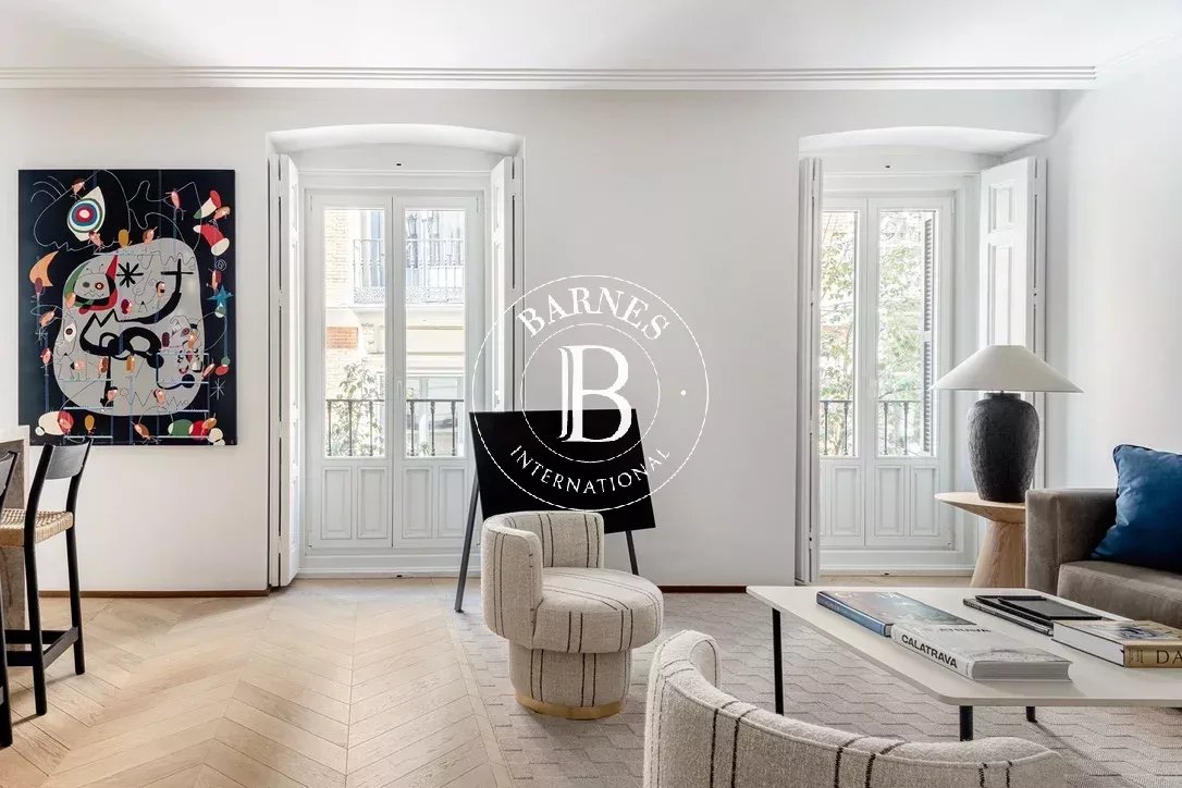 Propriété exclusive au design contemporain dans un immeuble classique - LOCATION TEMPORAIRE picture 2