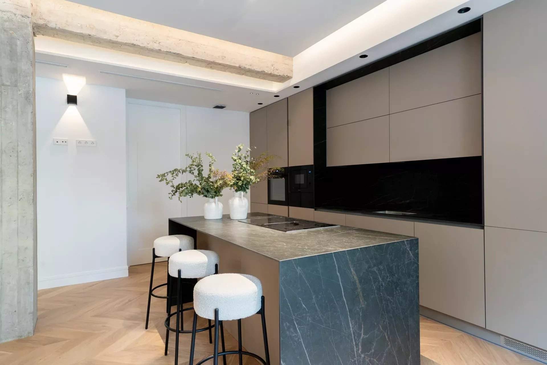 Madrid  - Apartment 4 Bedrooms - picture 12