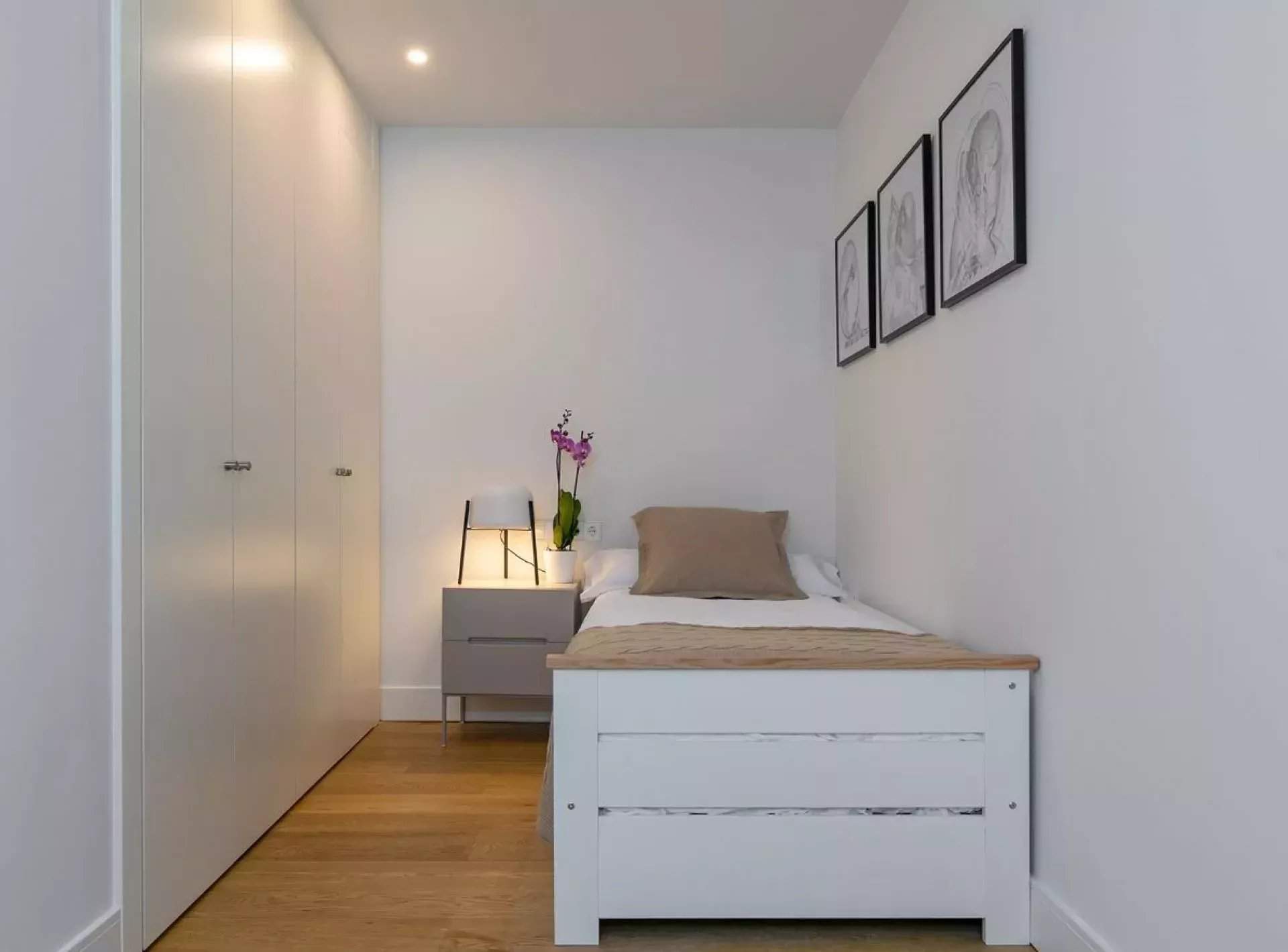 Madrid  - Apartment 2 Bedrooms - picture 9