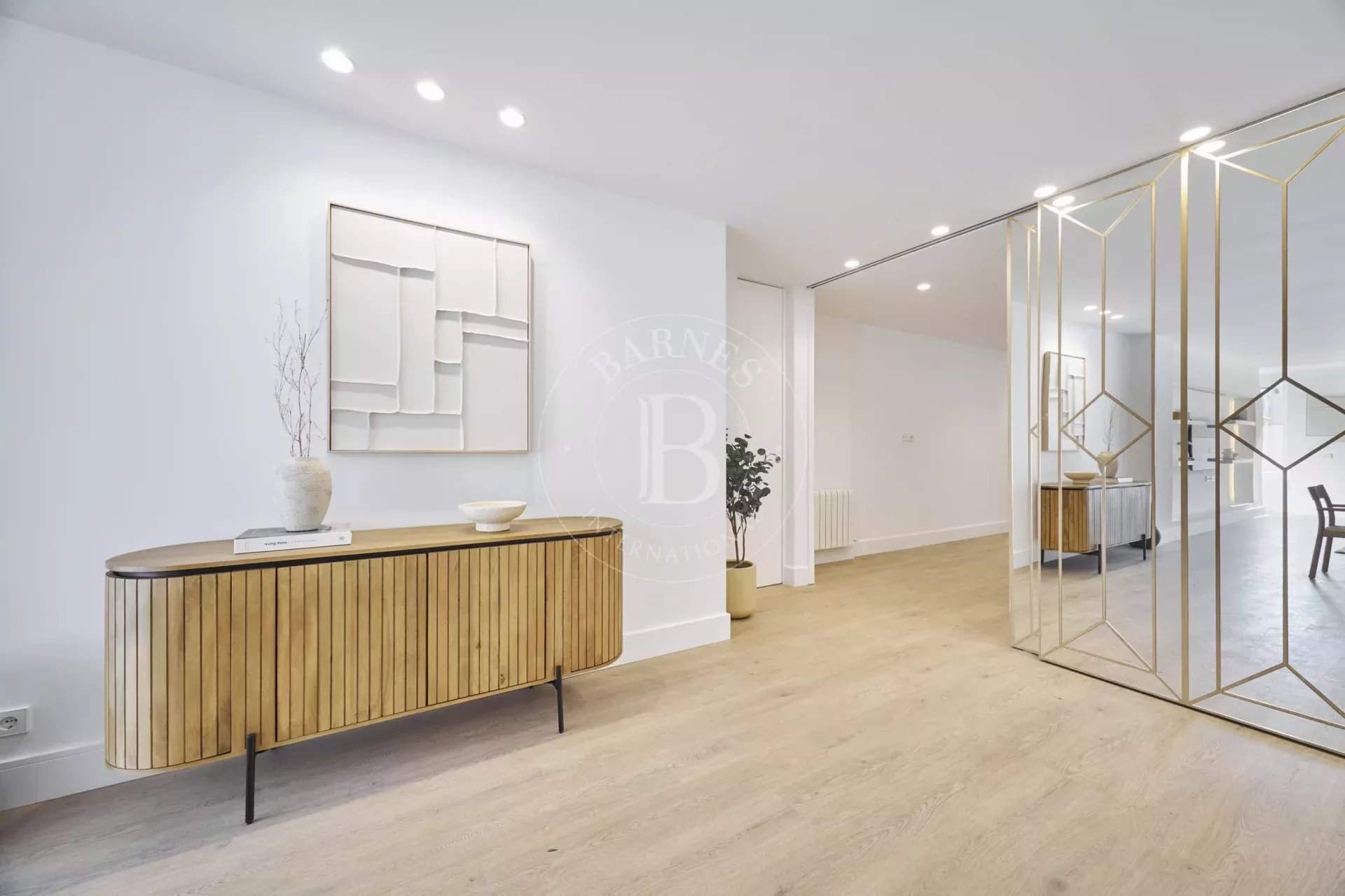 Madrid  - Apartment 4 Bedrooms - picture 8