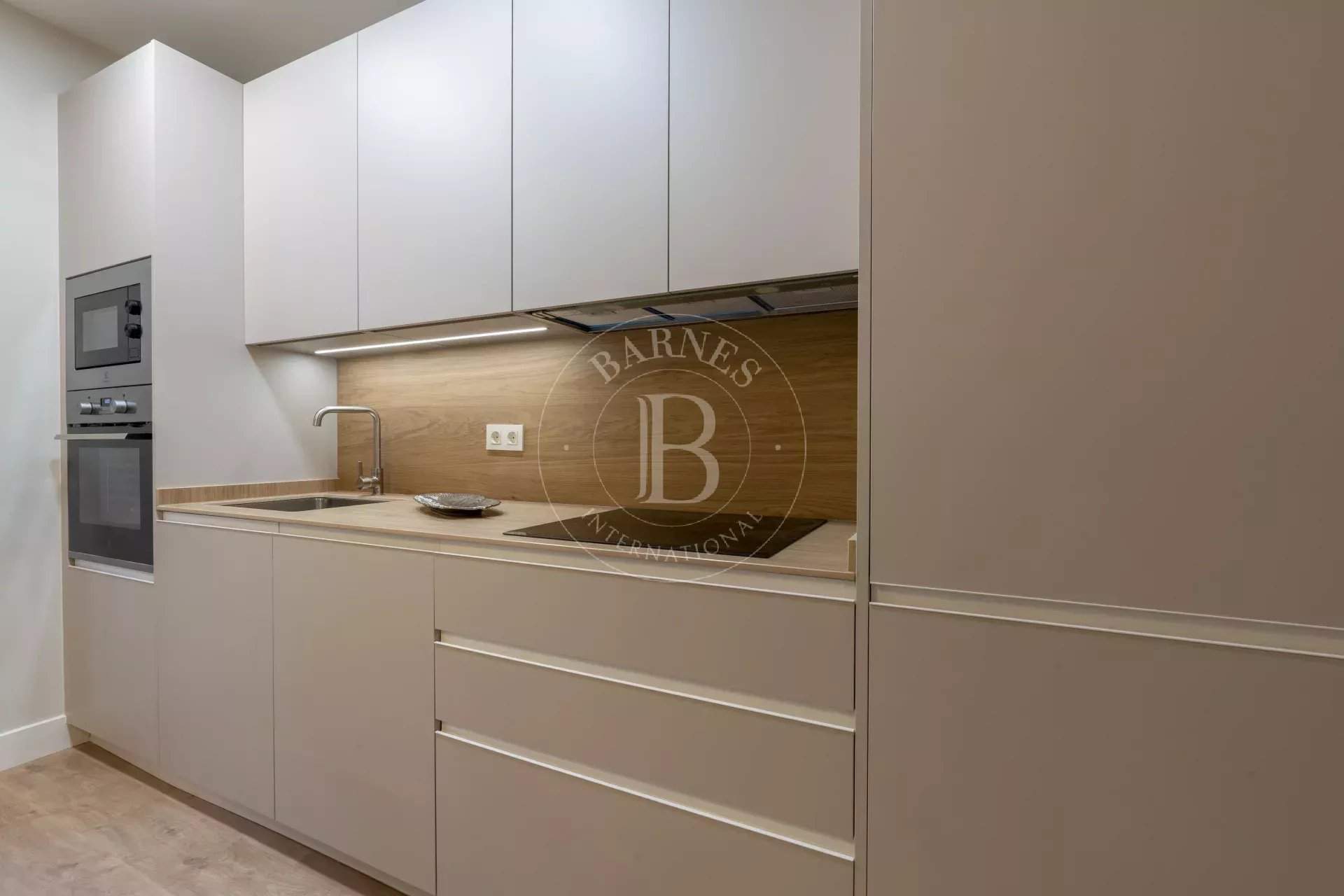 Madrid  - Piso  - picture 8