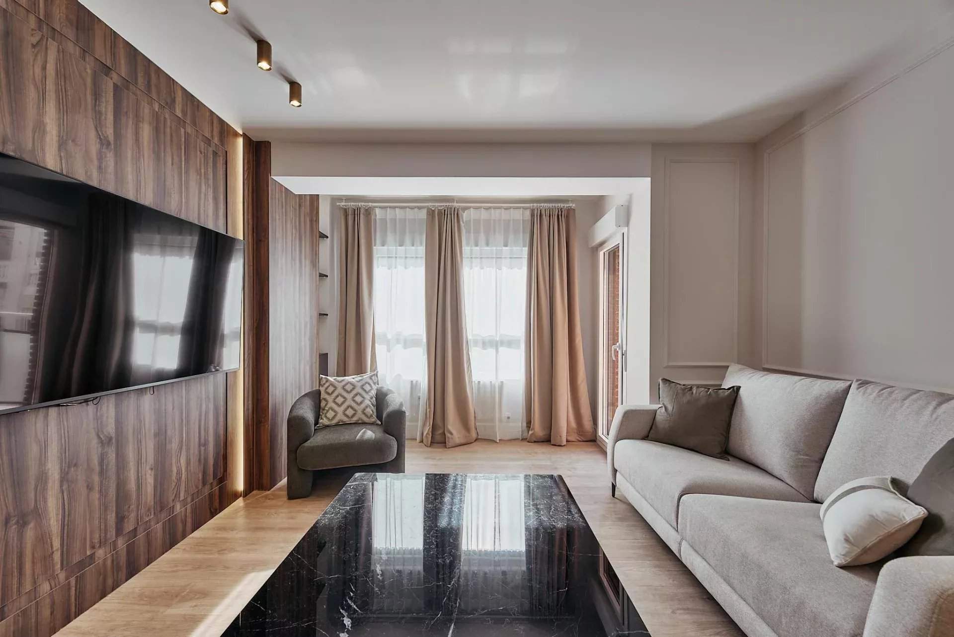 Madrid  - Apartment 3 Bedrooms - picture 2