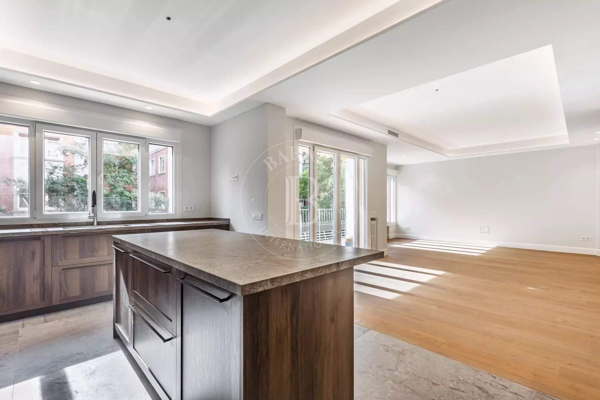 Madrid  - Piso  - picture 11