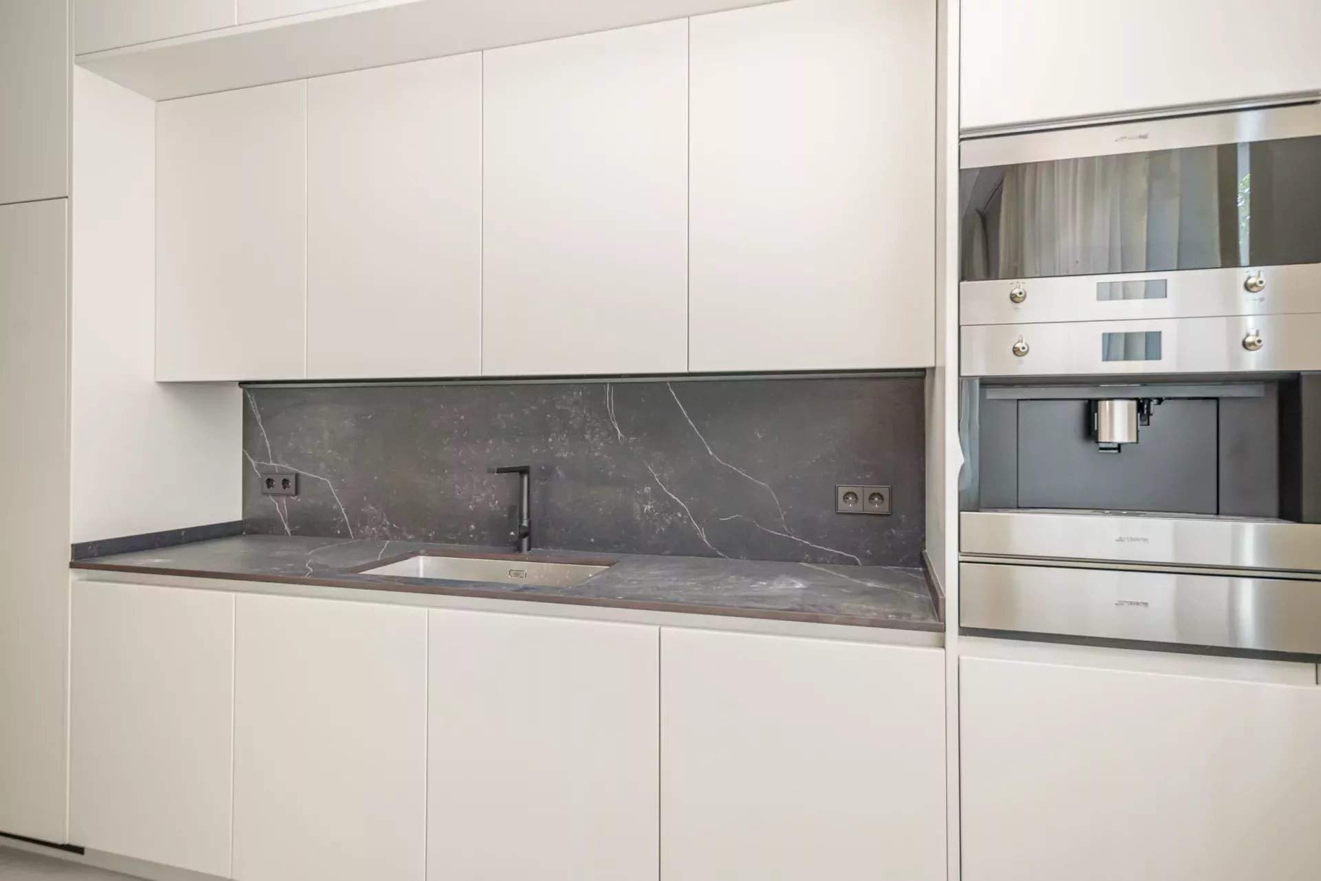 Madrid  - Apartment 4 Bedrooms - picture 10