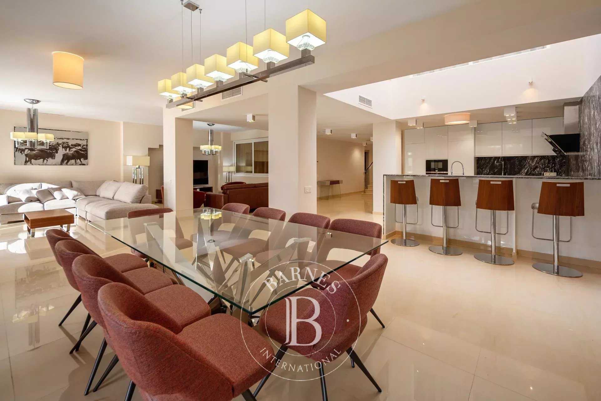 Marbella  - Appartement 7 Pi&egrave;ces 6 Chambres