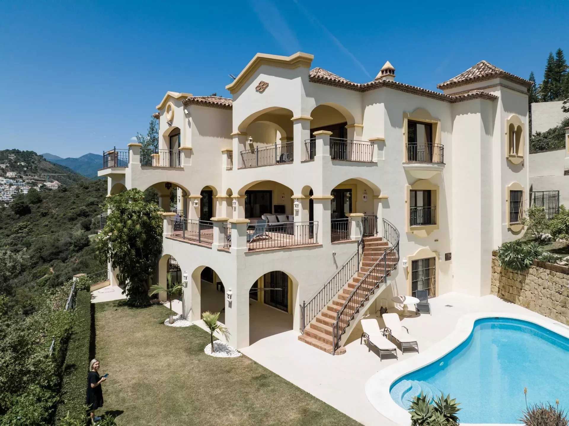 Villa Marbella  -  ref 82573397 (picture 1)