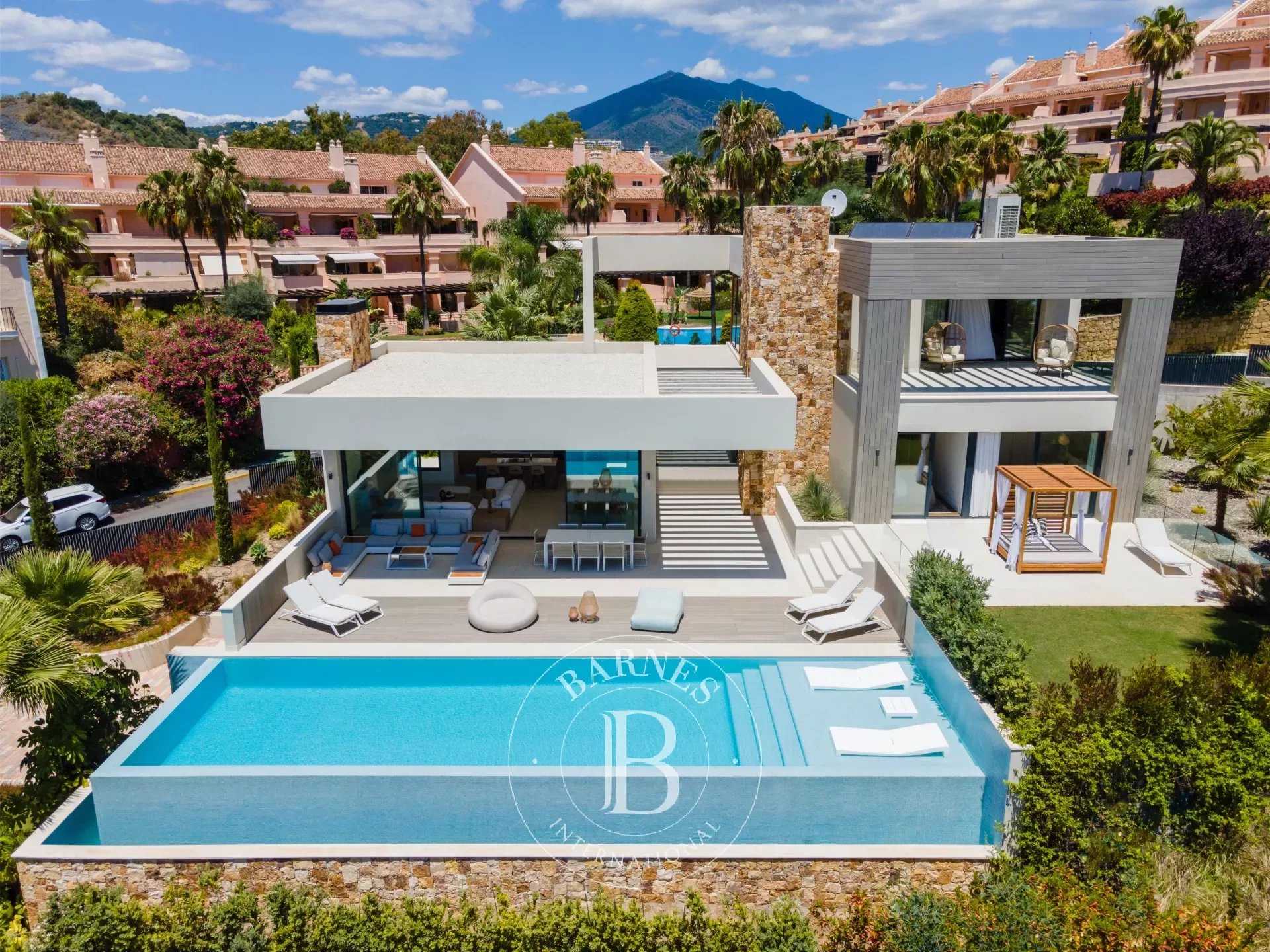 Villa Marbella  -  ref 84483631 (picture 1)