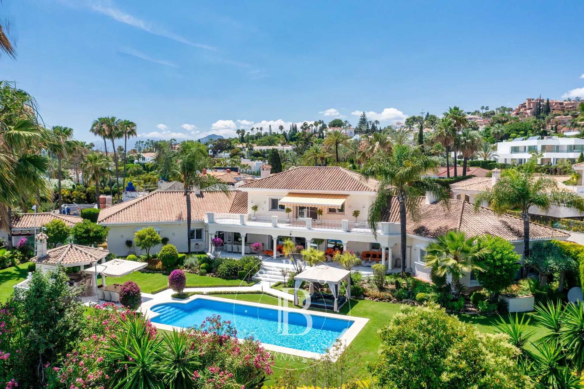 Villa Marbella  -  ref 83120581 (picture 1)