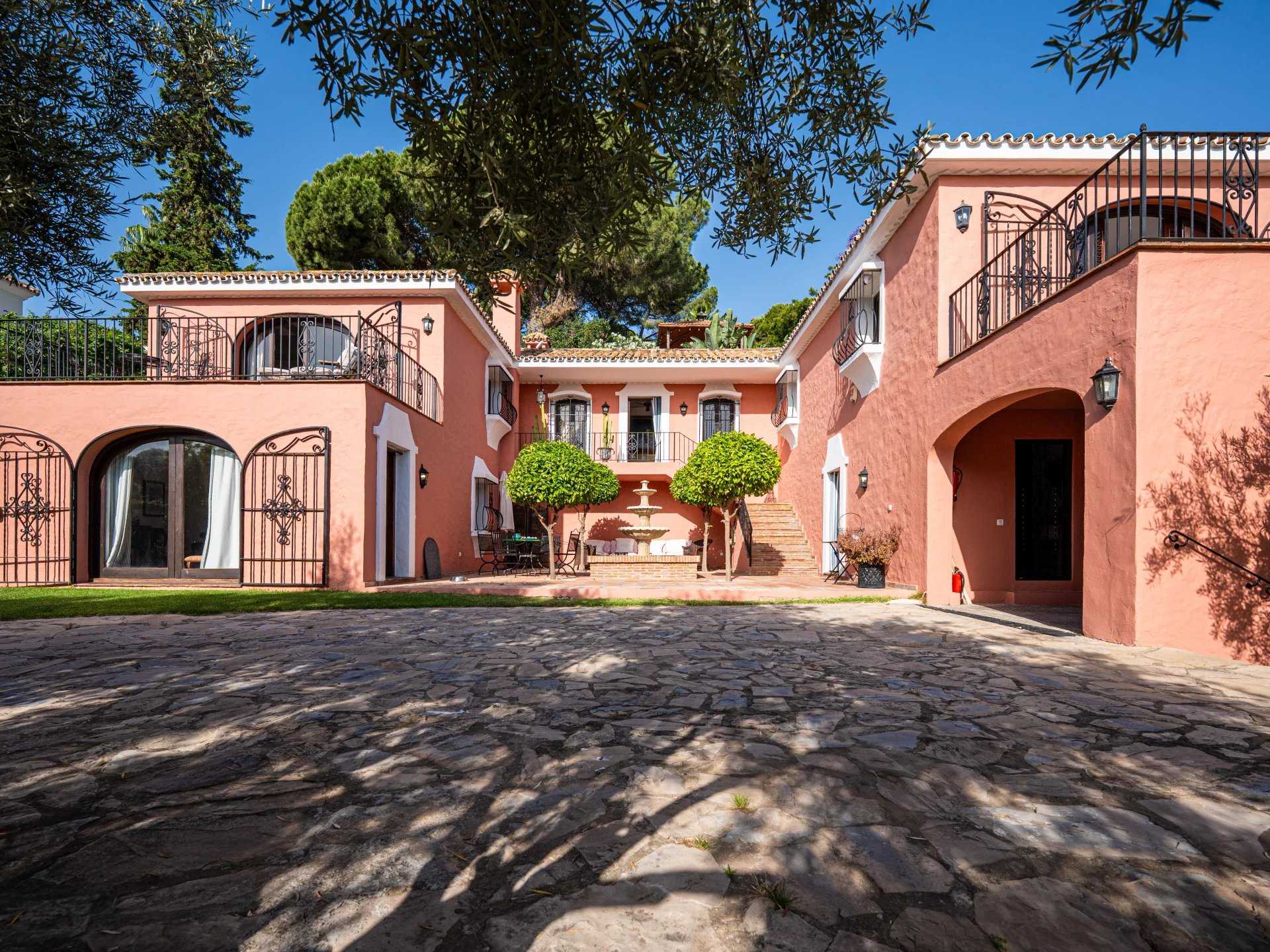 Villa Nueva Andalucia  -  ref 85987410 (picture 3)