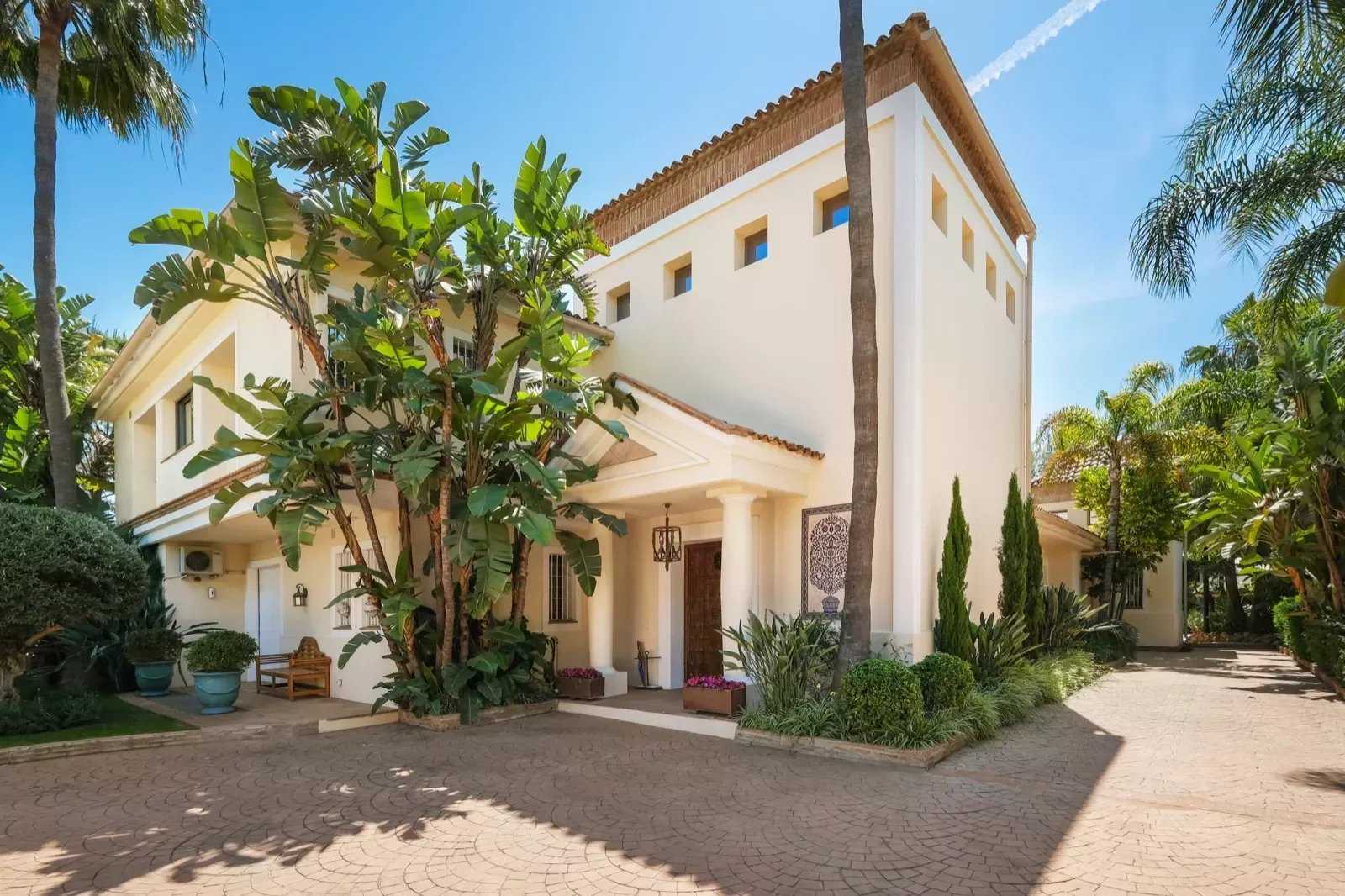 Villa Marbella  -  ref 82661699 (picture 2)