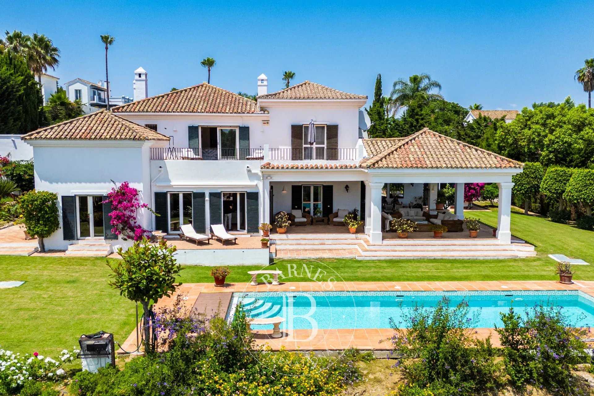 Villa Sotogrande  -  ref 86008427 (picture 1)