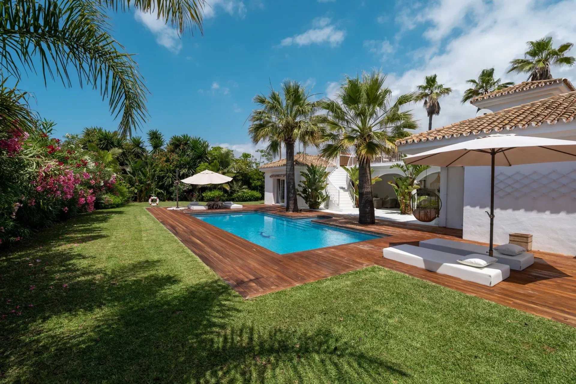 Villa Marbella  -  ref 82954582 (picture 1)