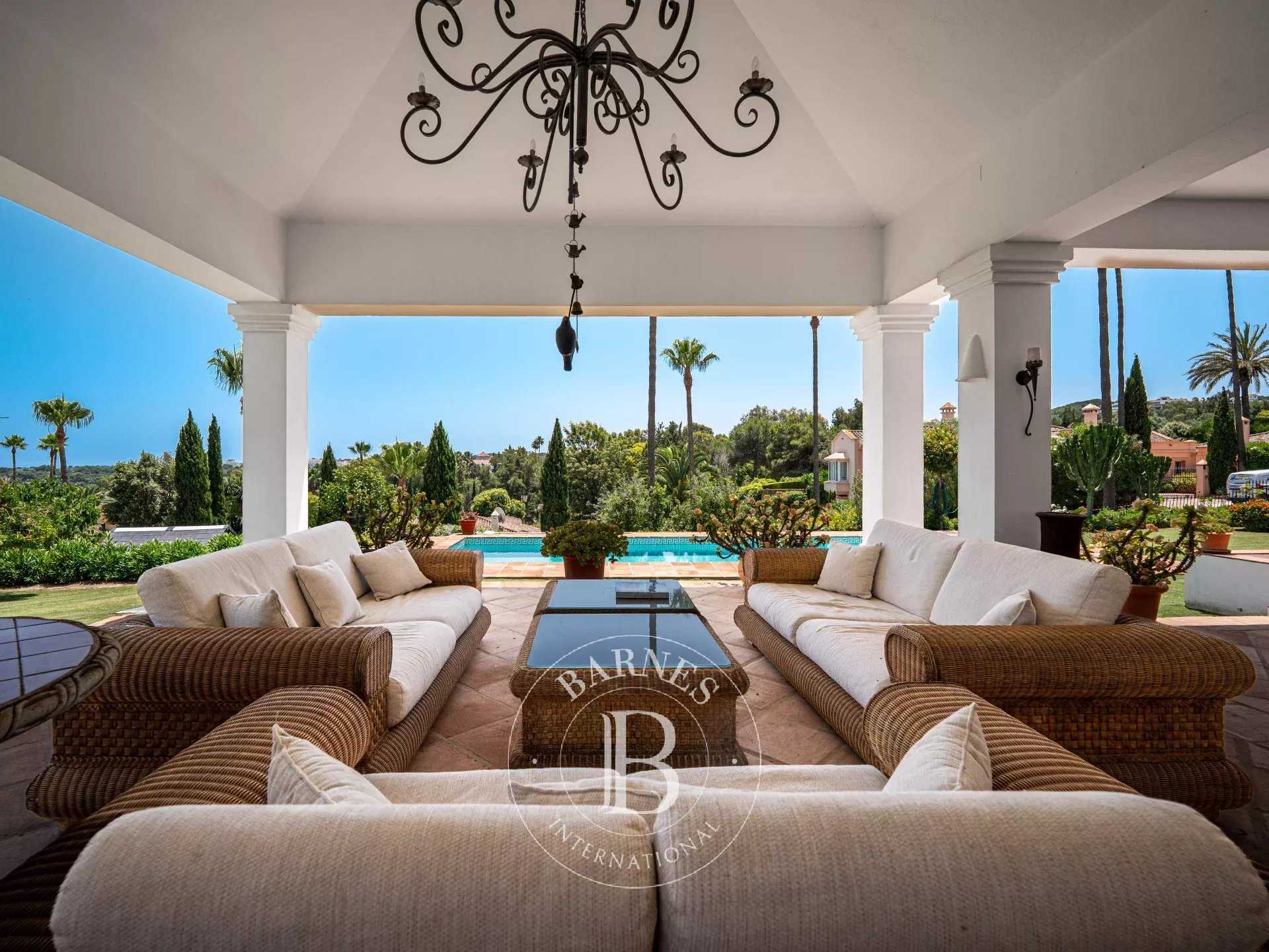 Villa Sotogrande  -  ref 86008427 (picture 3)