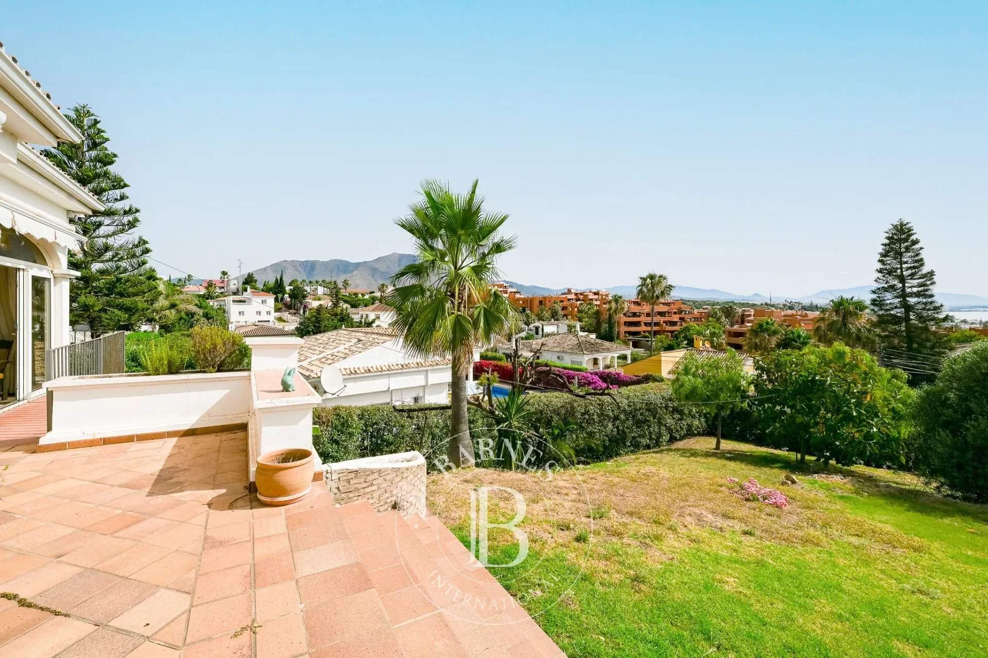 Estepona  - House 3 Bedrooms - picture 10