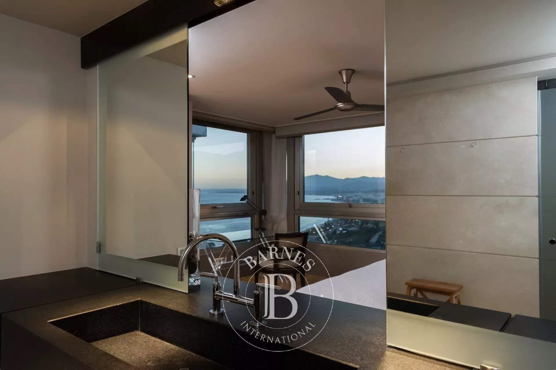 Marbella  - Penthouse 3 Bedrooms - picture 15