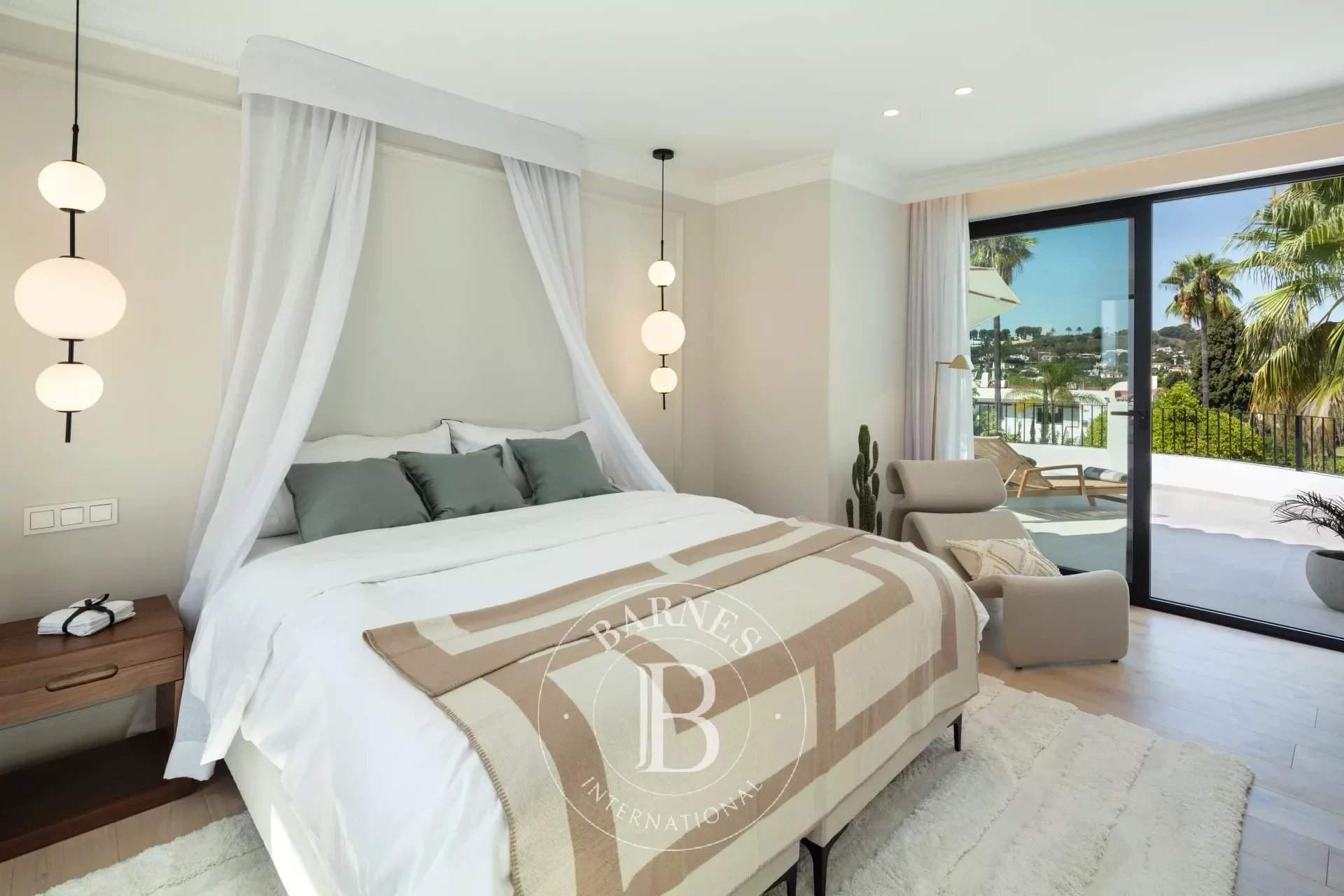Nueva Andalucia  - Villa 5 Bedrooms - picture 10