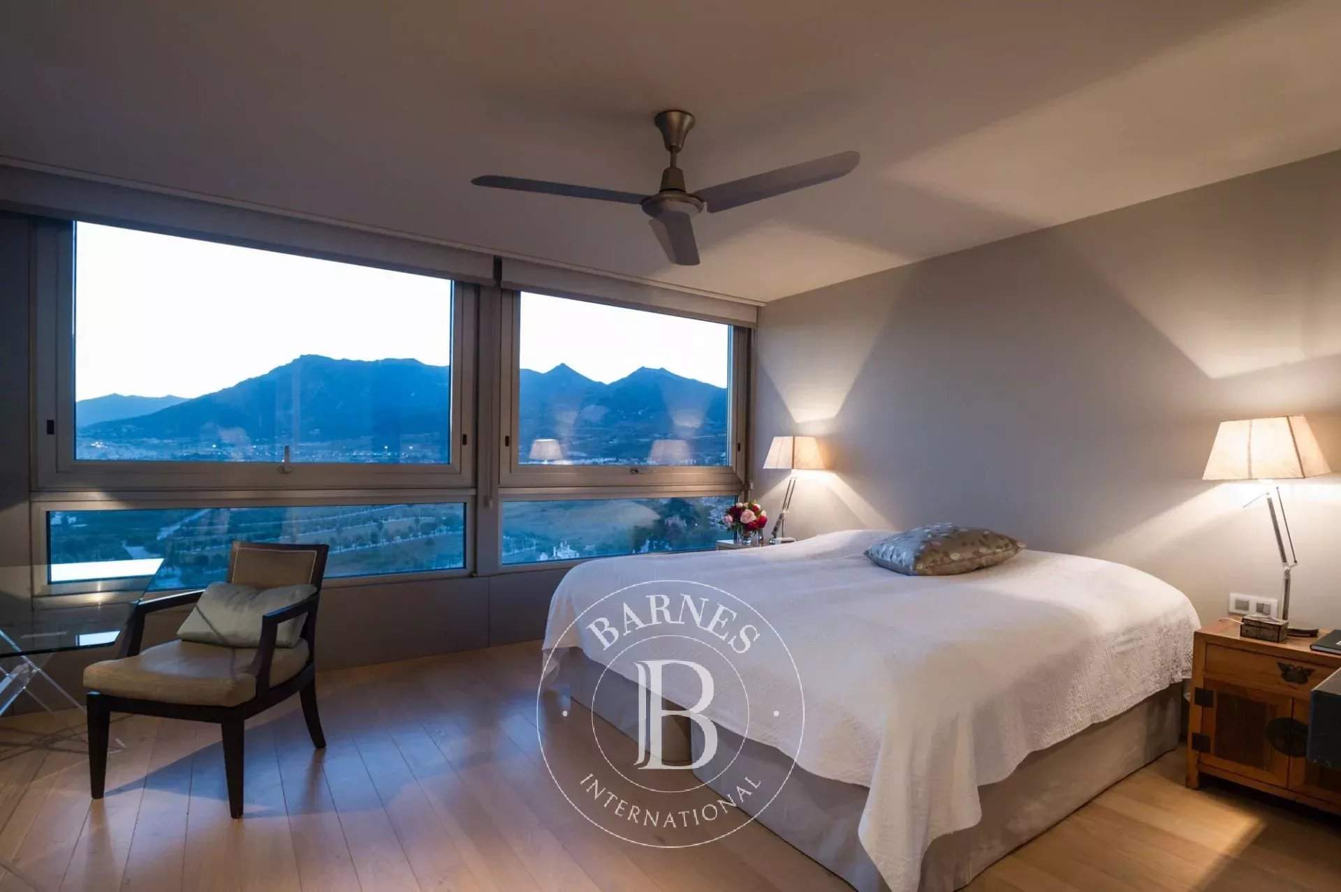 Marbella  - Penthouse 3 Bedrooms - picture 12