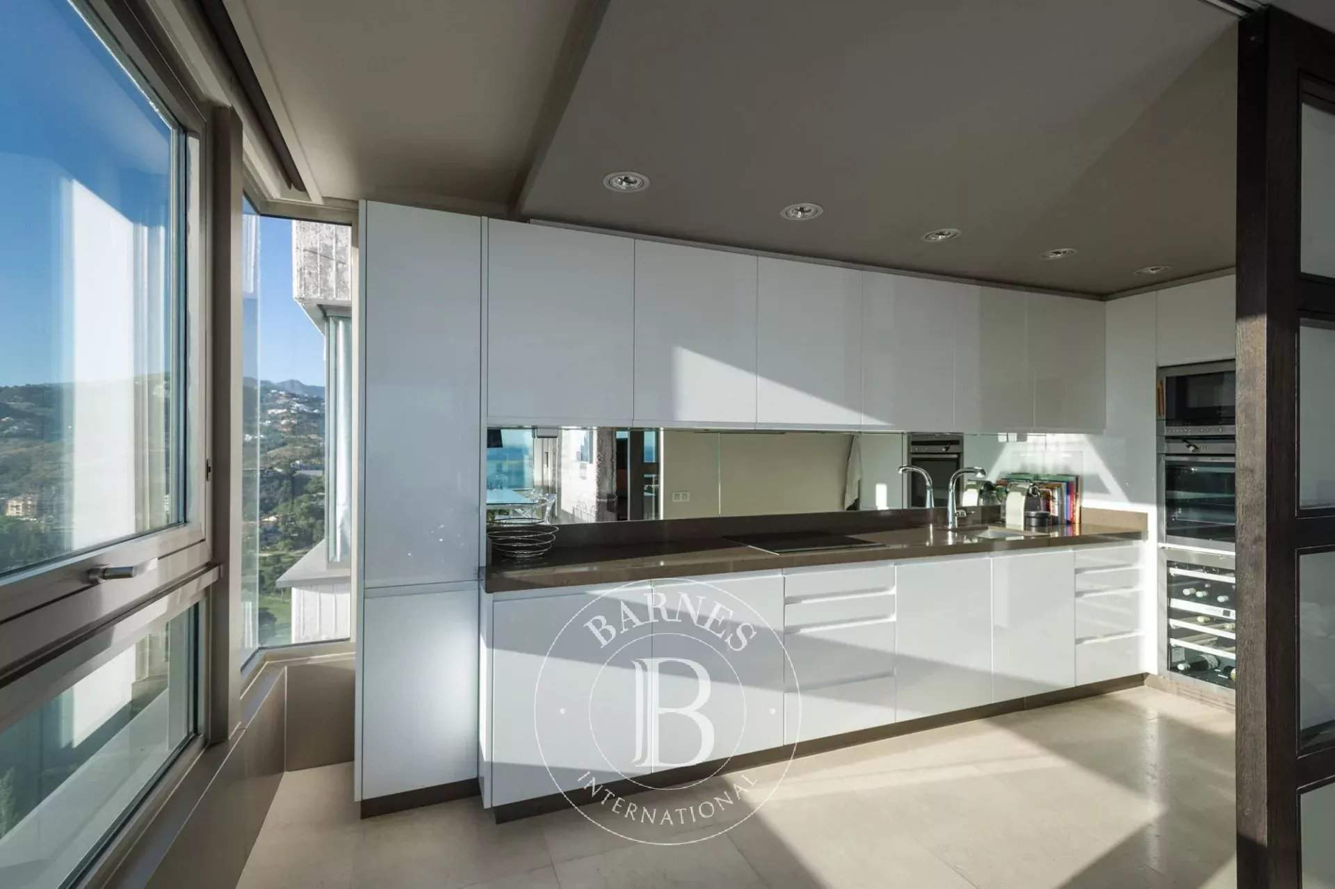 Marbella  - Penthouse 3 Bedrooms - picture 19