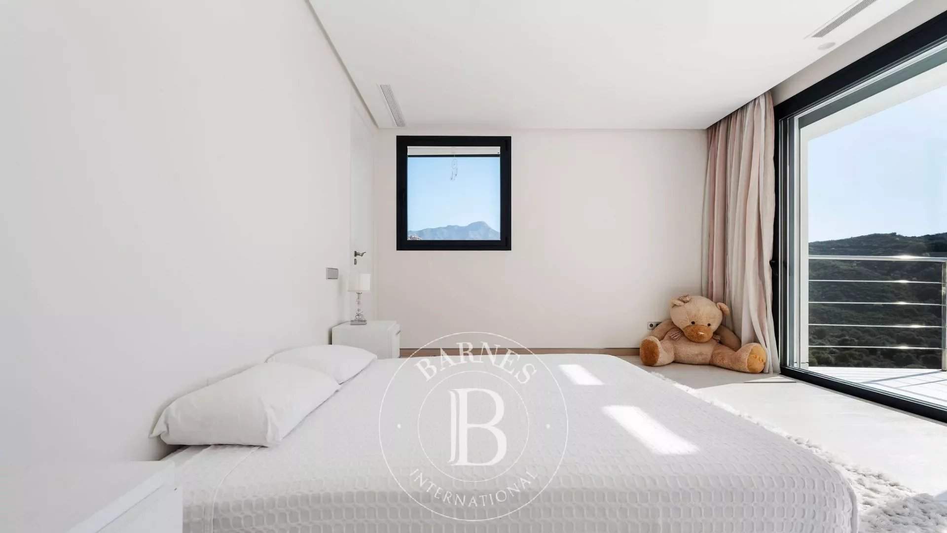 Benahavís  - Villa 4 Bedrooms - picture 9