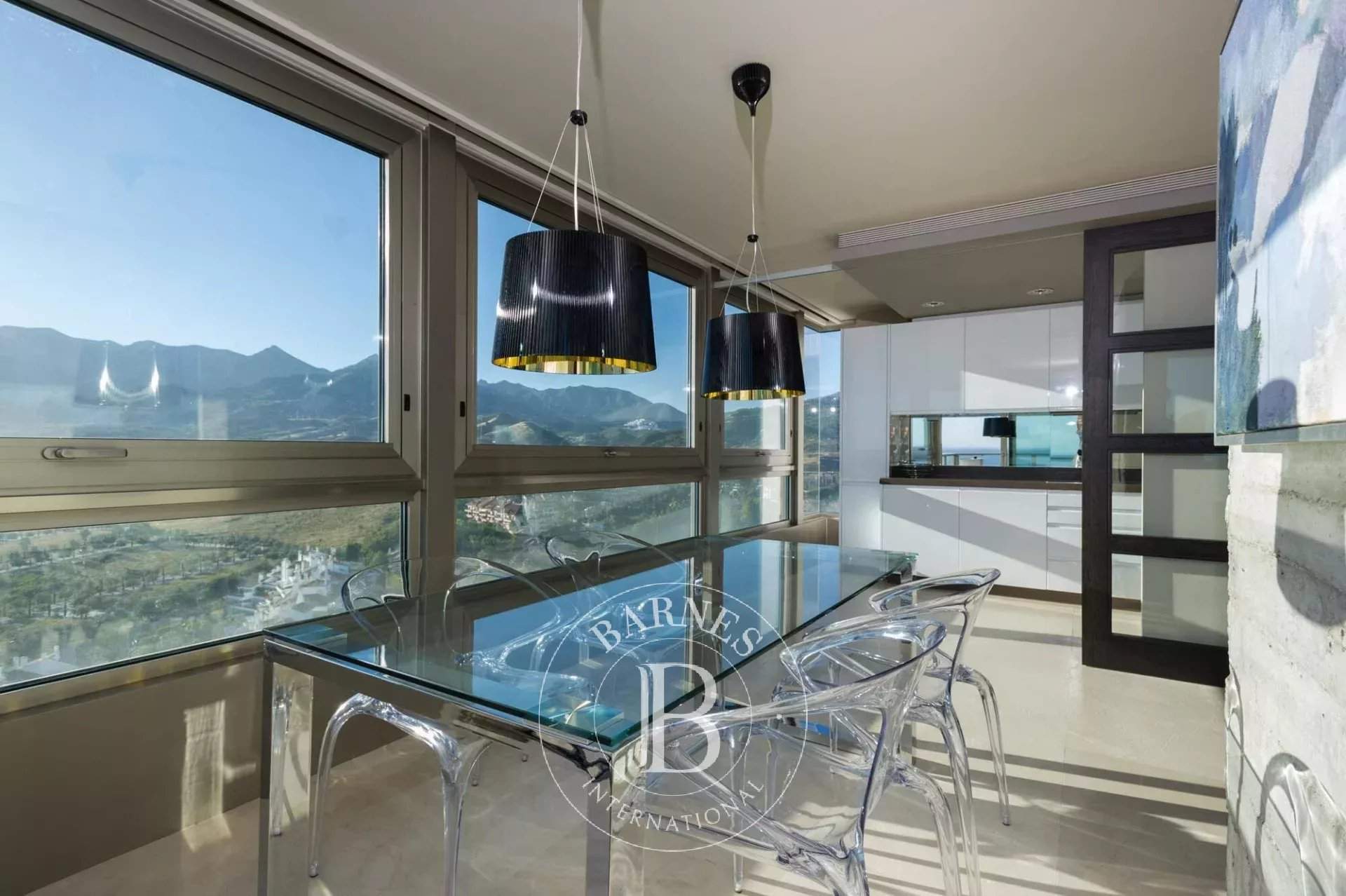 Marbella  - Penthouse 3 Bedrooms - picture 13