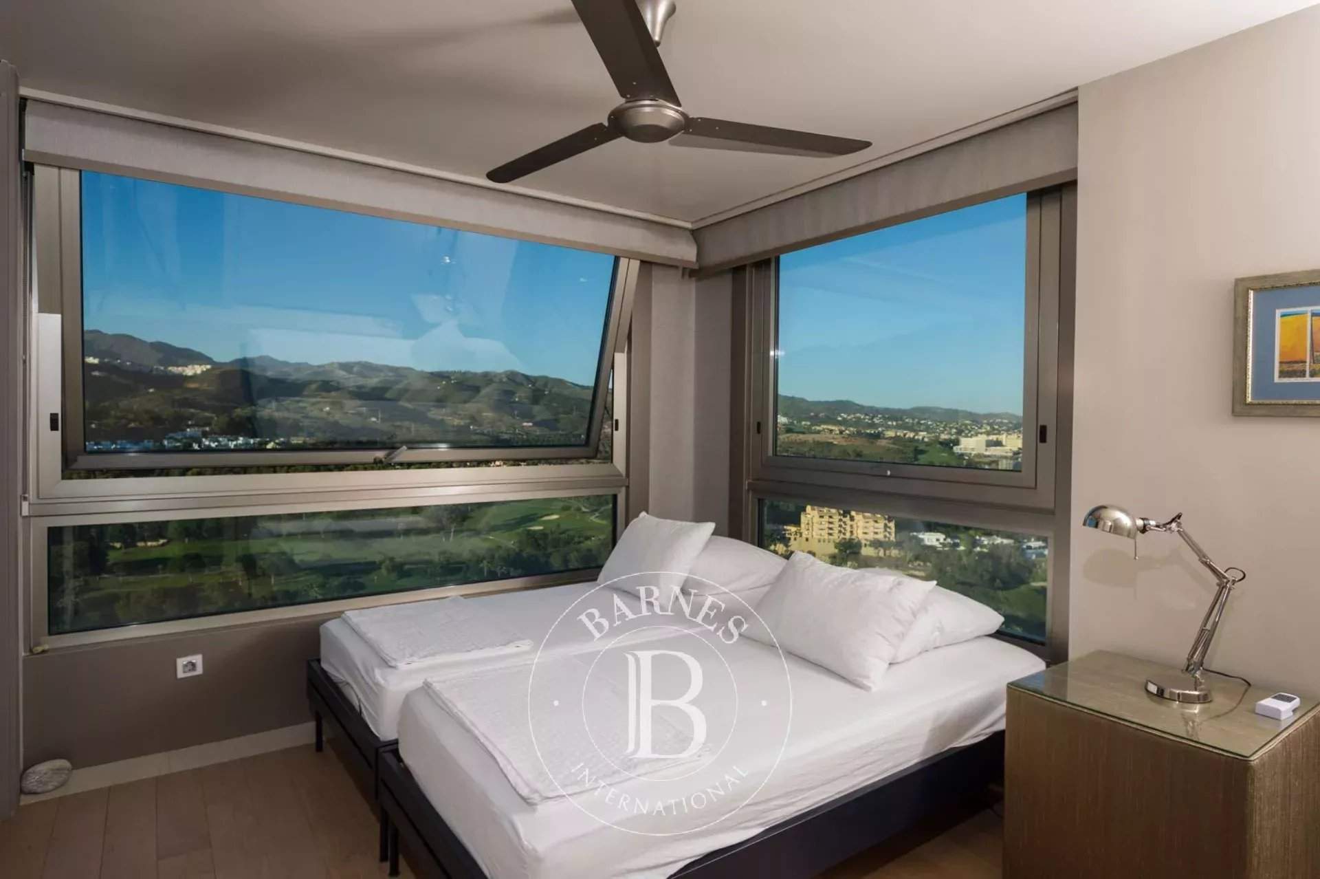 Marbella  - Penthouse 3 Bedrooms - picture 20