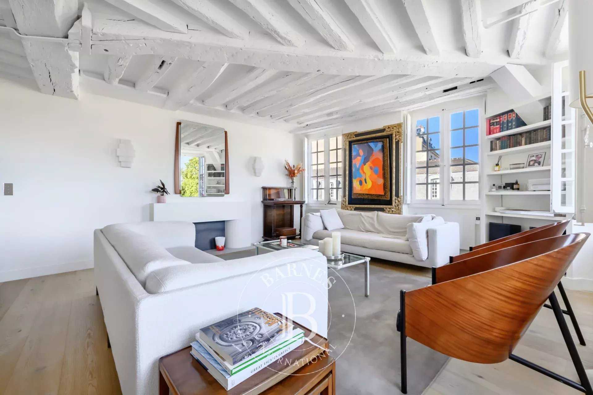 Paris  - Apartment 3 Bedrooms