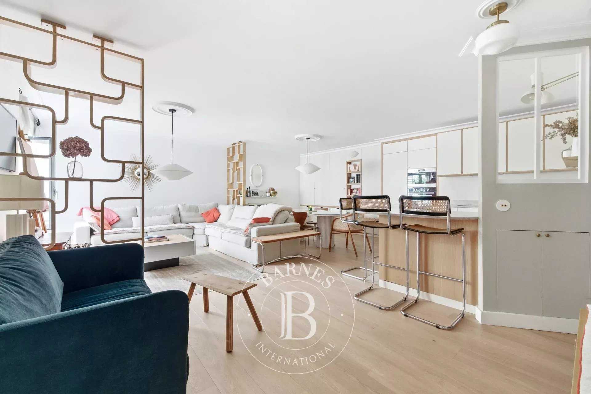 Paris  - Apartment 3 Bedrooms