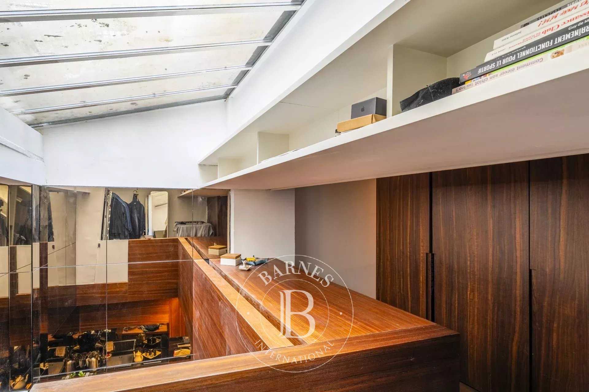 Paris  - Appartement 2 Pièces, 1 Chambre