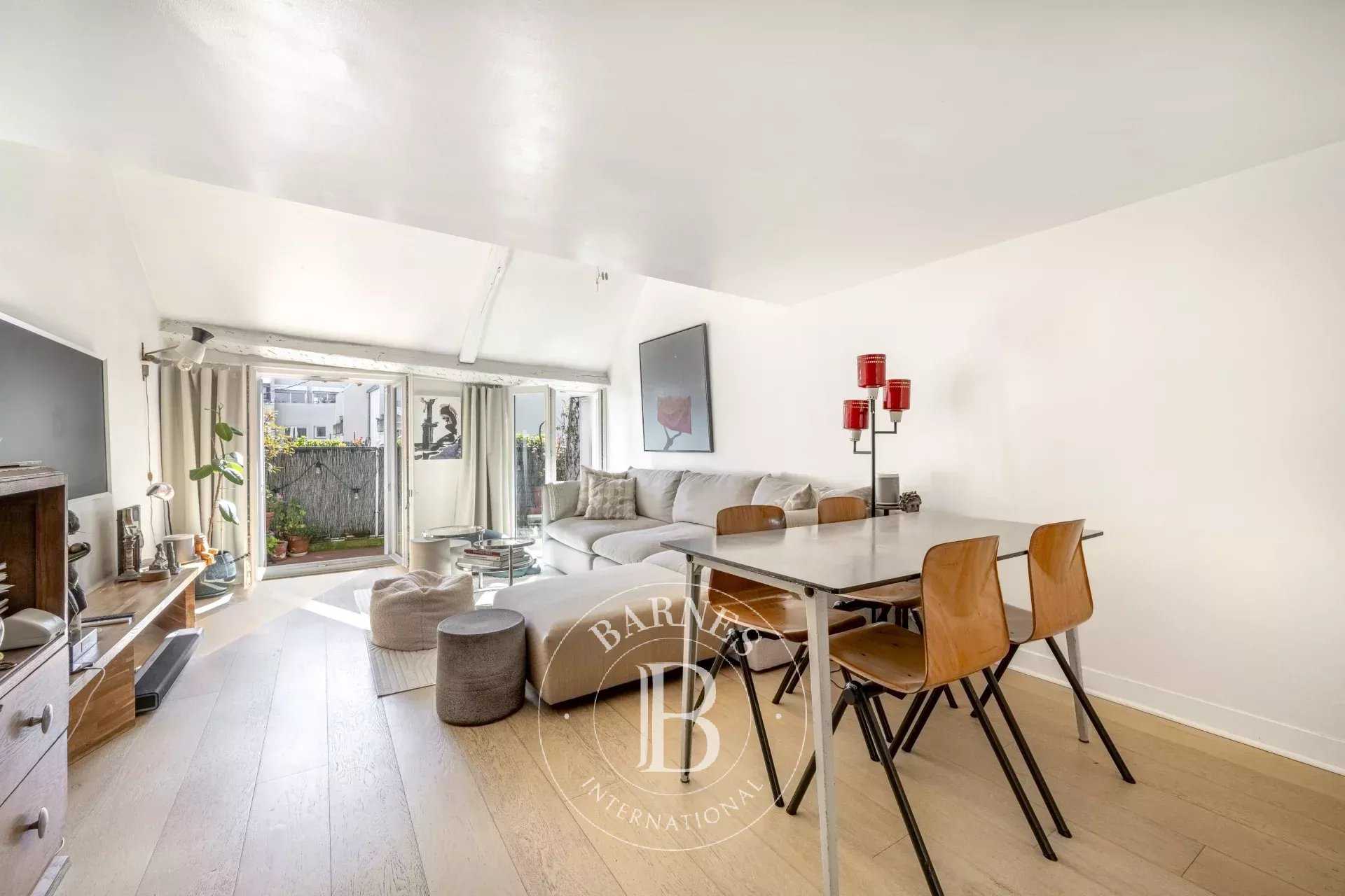 Paris  - Apartment 2 Bedrooms