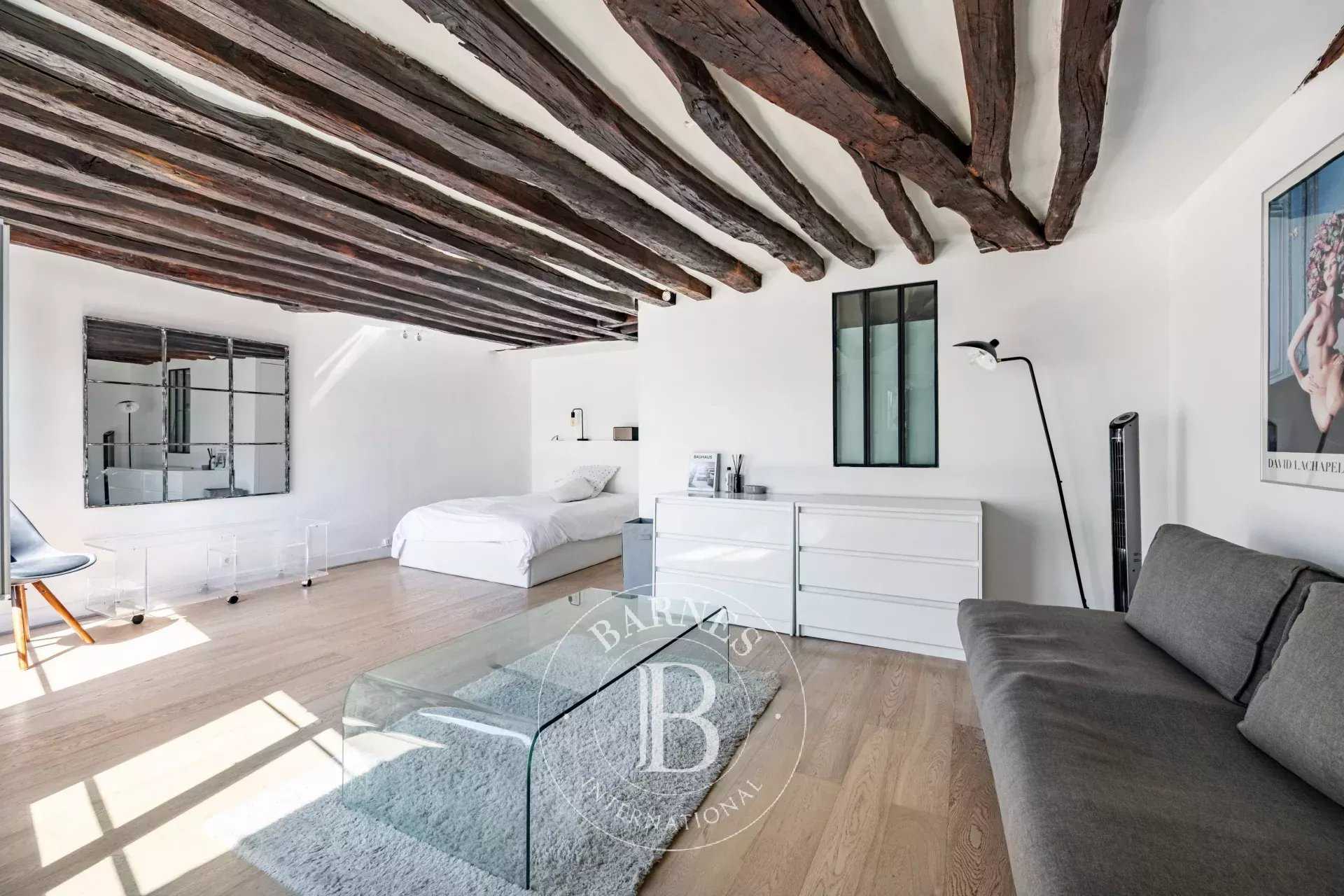 Paris  - Appartement 1 Pièce, 1 Chambre