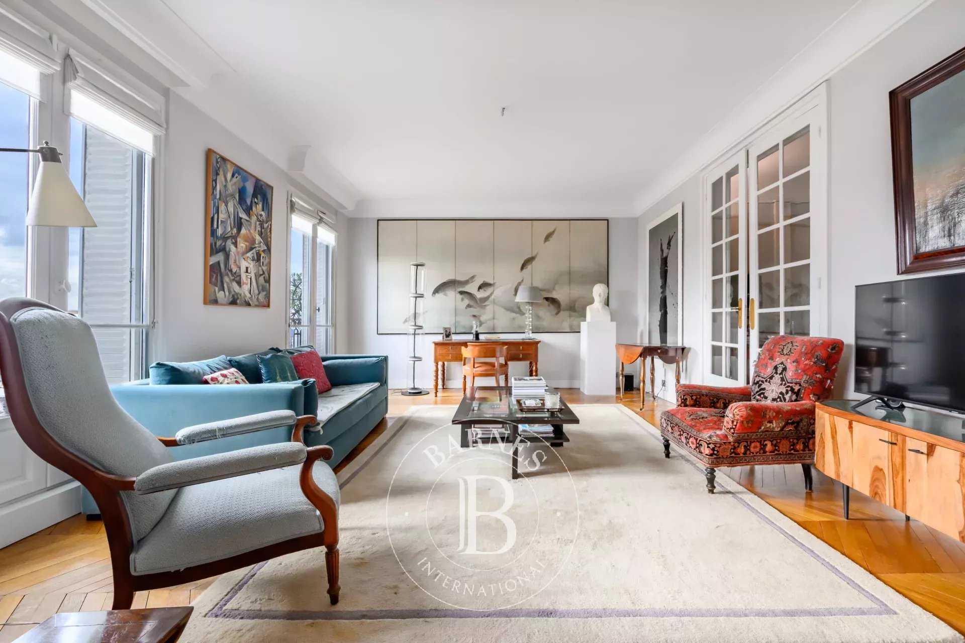 Paris  - Piso 5 Cuartos 3 Habitaciones