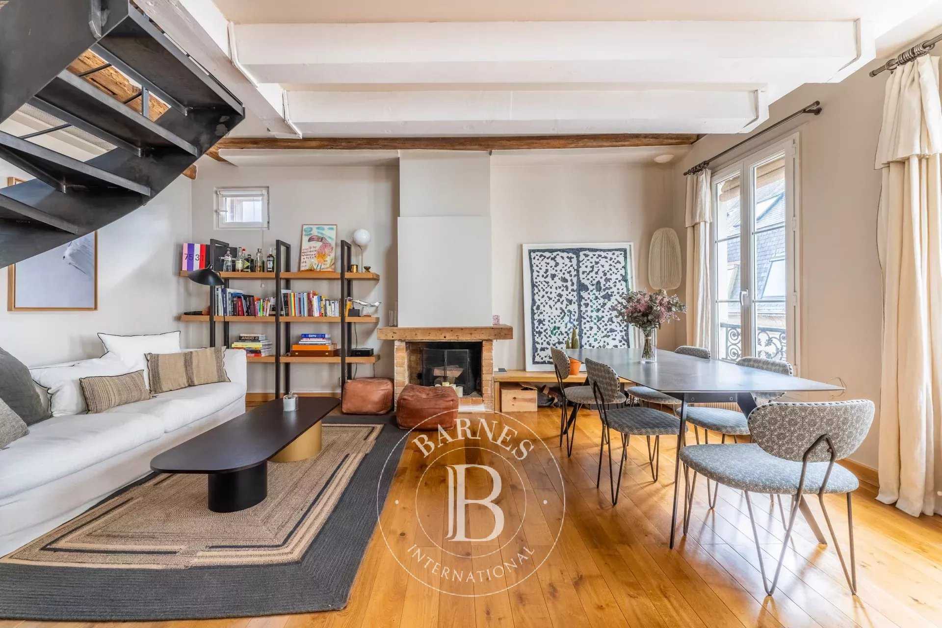 Paris  - Appartement 2 Pièces, 1 Chambre