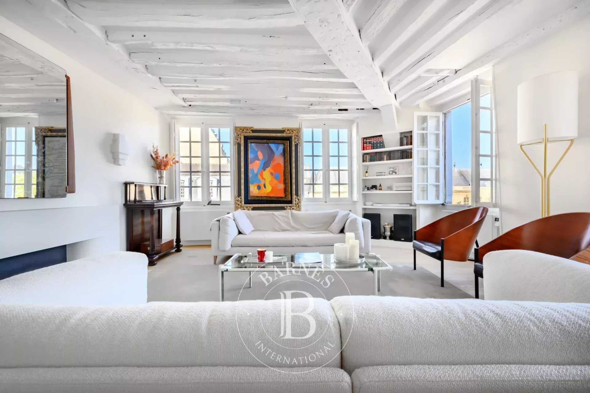 Paris  - Apartment 3 Bedrooms