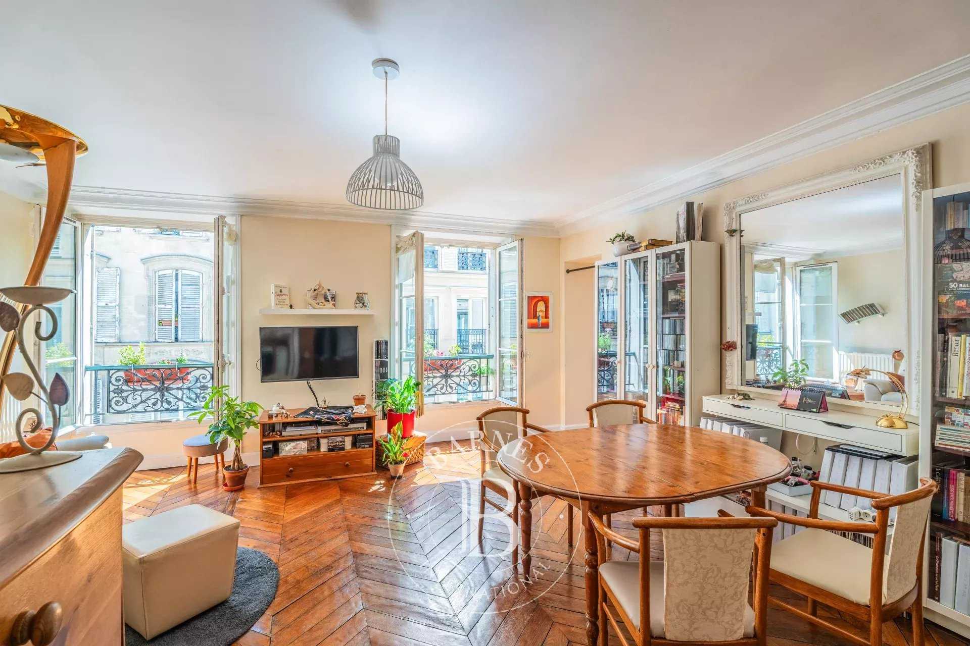 Paris  - Apartment 3 Bedrooms